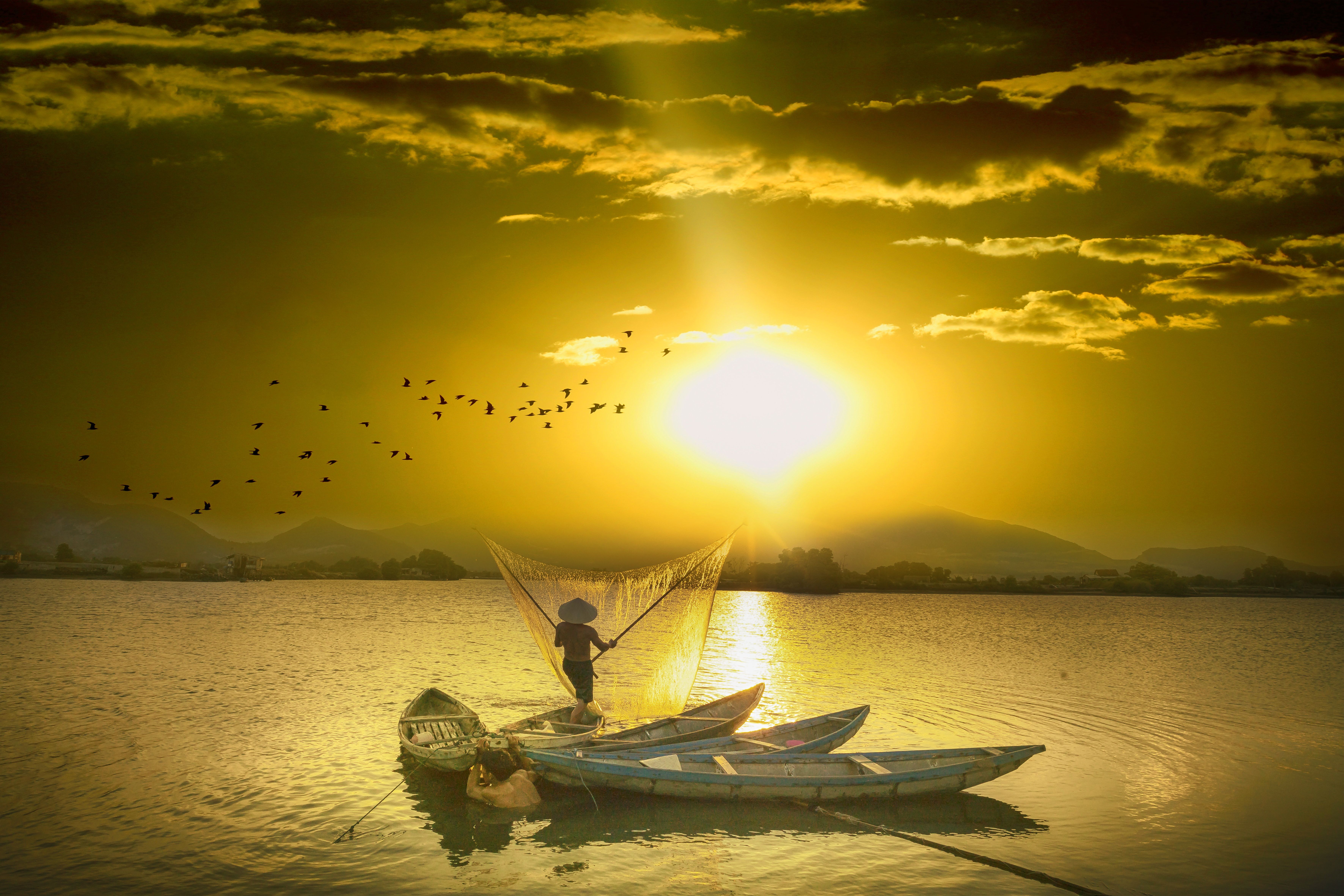 7087x4724 Golden Horizon