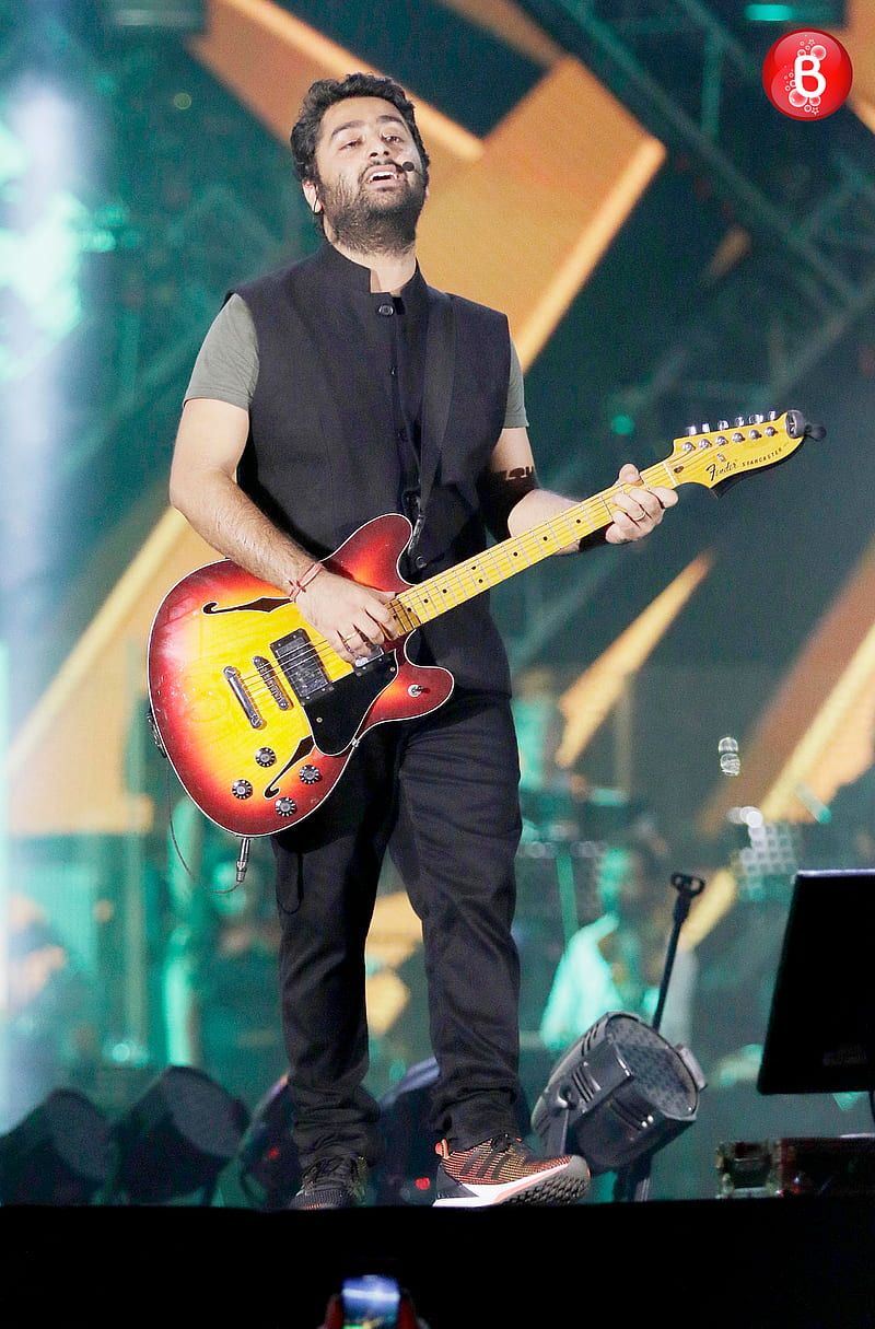 800x1215 PICS: Arijit Singh's singing magic rules everyone's heart at concert in Mumbai, HD phone wallpaper