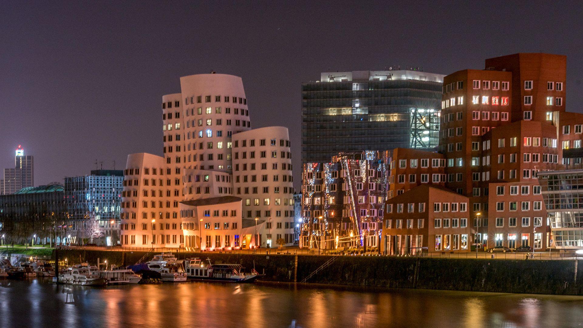 Düsseldorf Wallpapers - Top Free Düsseldorf Backgrounds - WallpaperAccess