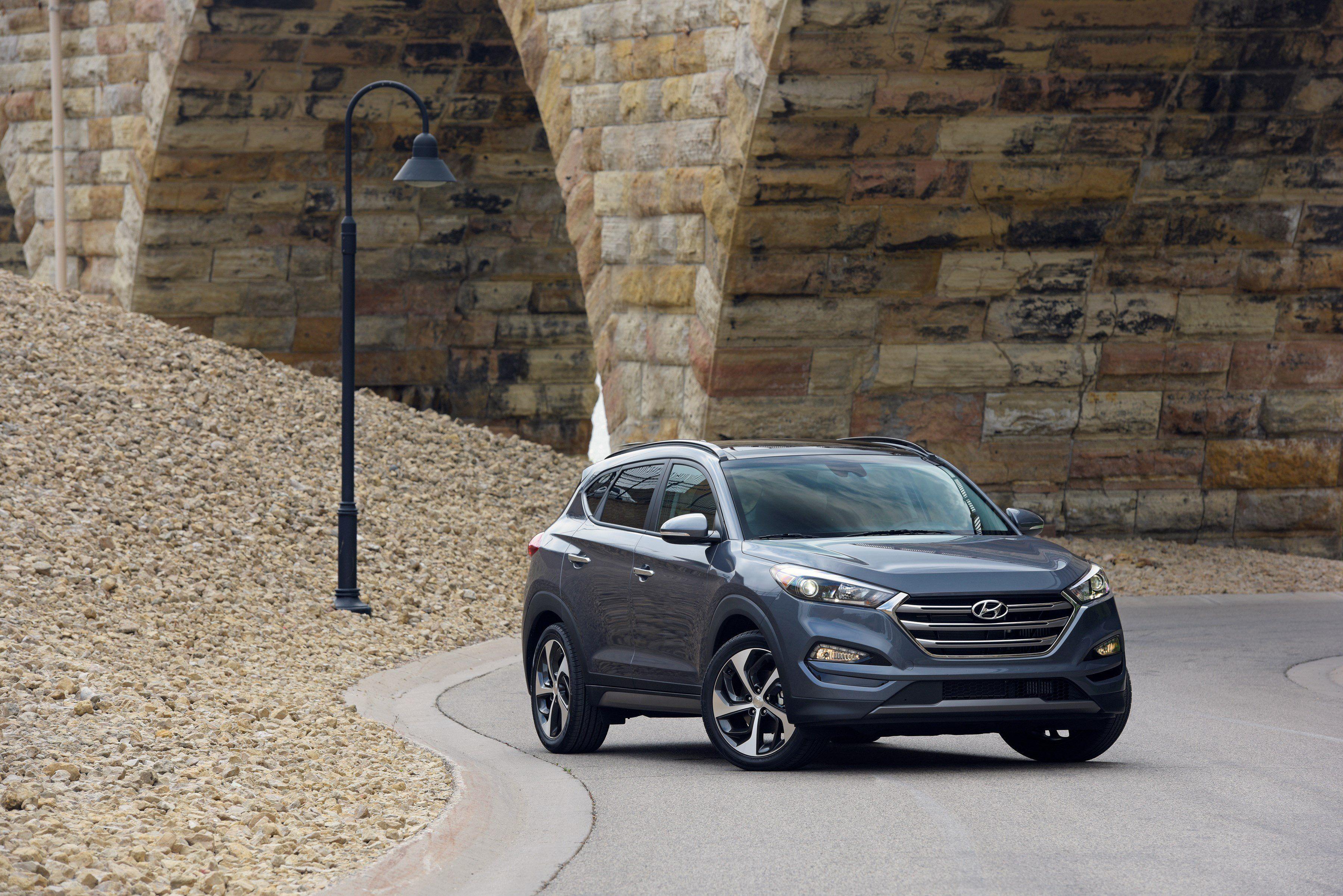 3600x2403 Hyundai Tucson US Spec Cars Suv 2015 Wallpaperx2403