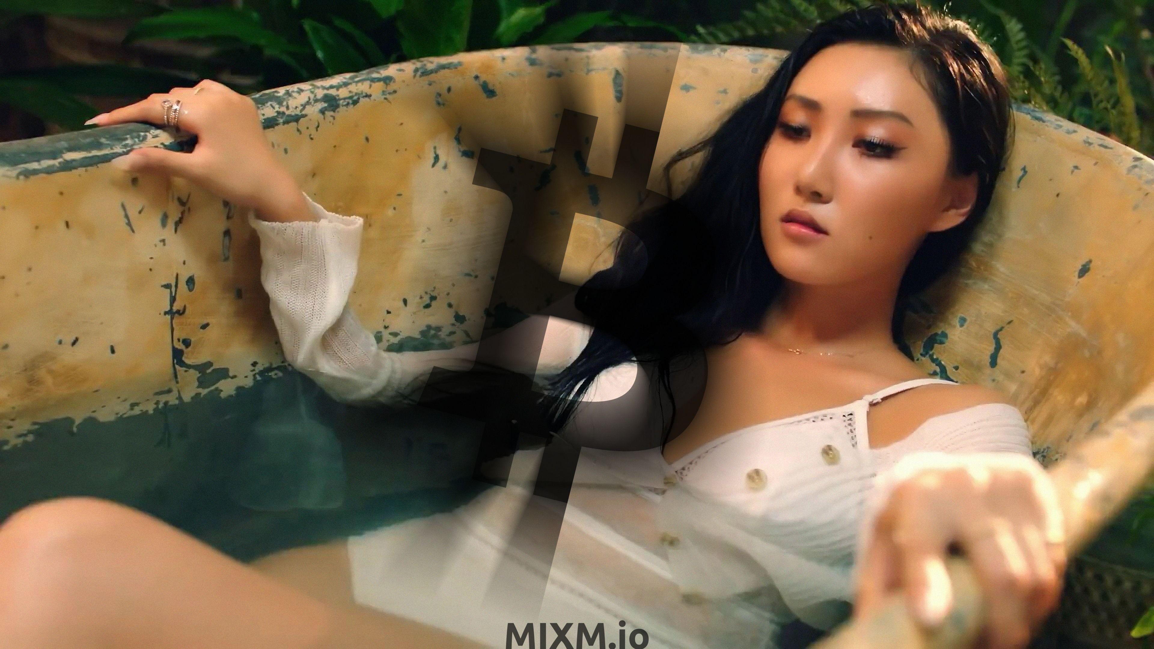 3840x2160 Bitcoin B Logo Hwasa Mamamoo Egotistic U543 Dark Wallpaper Background