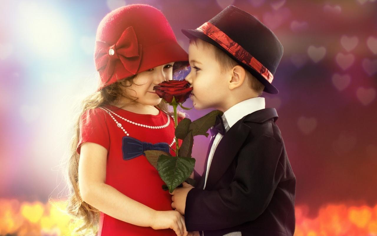 Tải xuống APK Baby Love Kiss Wallpaper cho Android