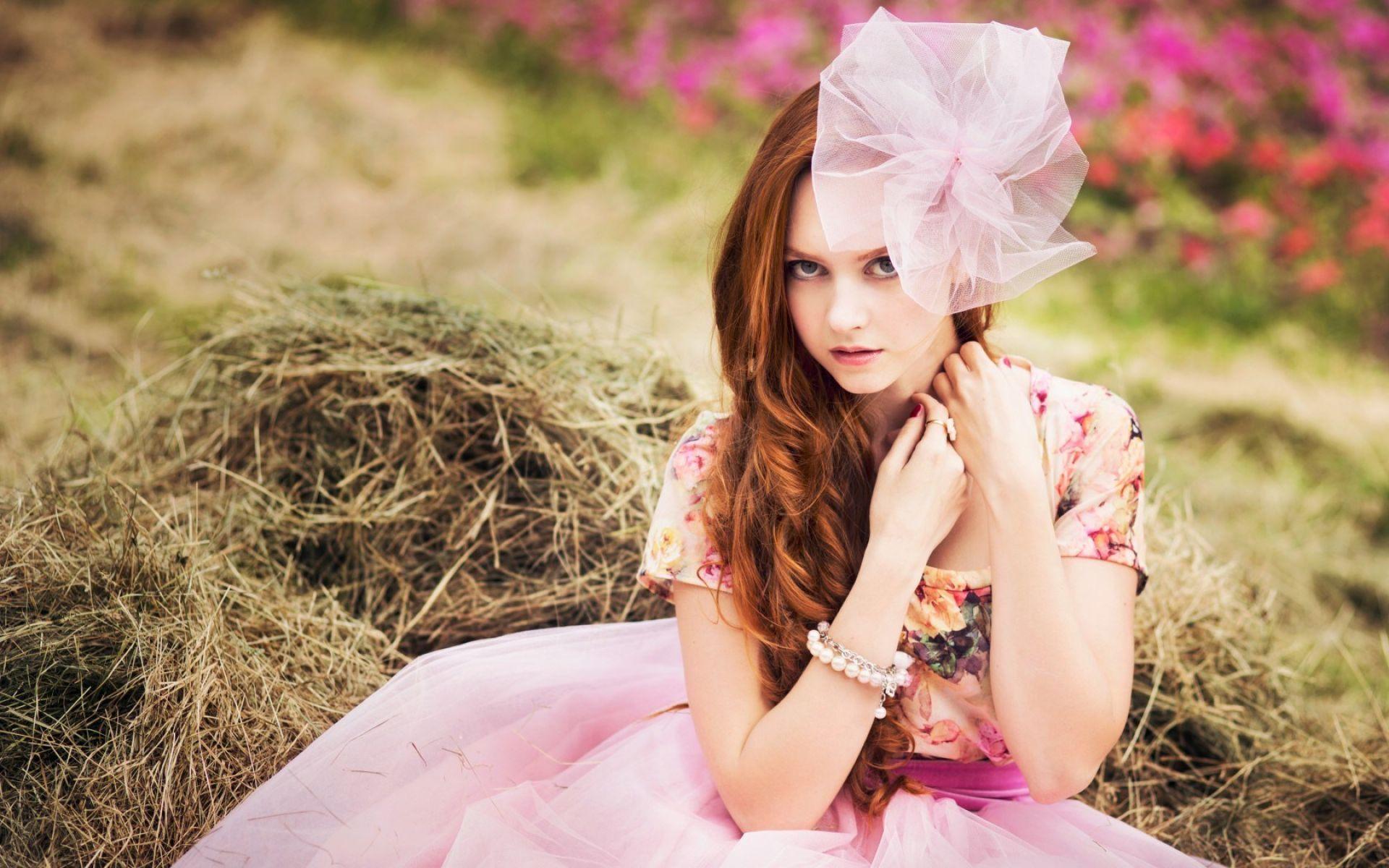1920x1200 Beautifu Redhead Girl With Wedding Dress And Ring HD. HD Models