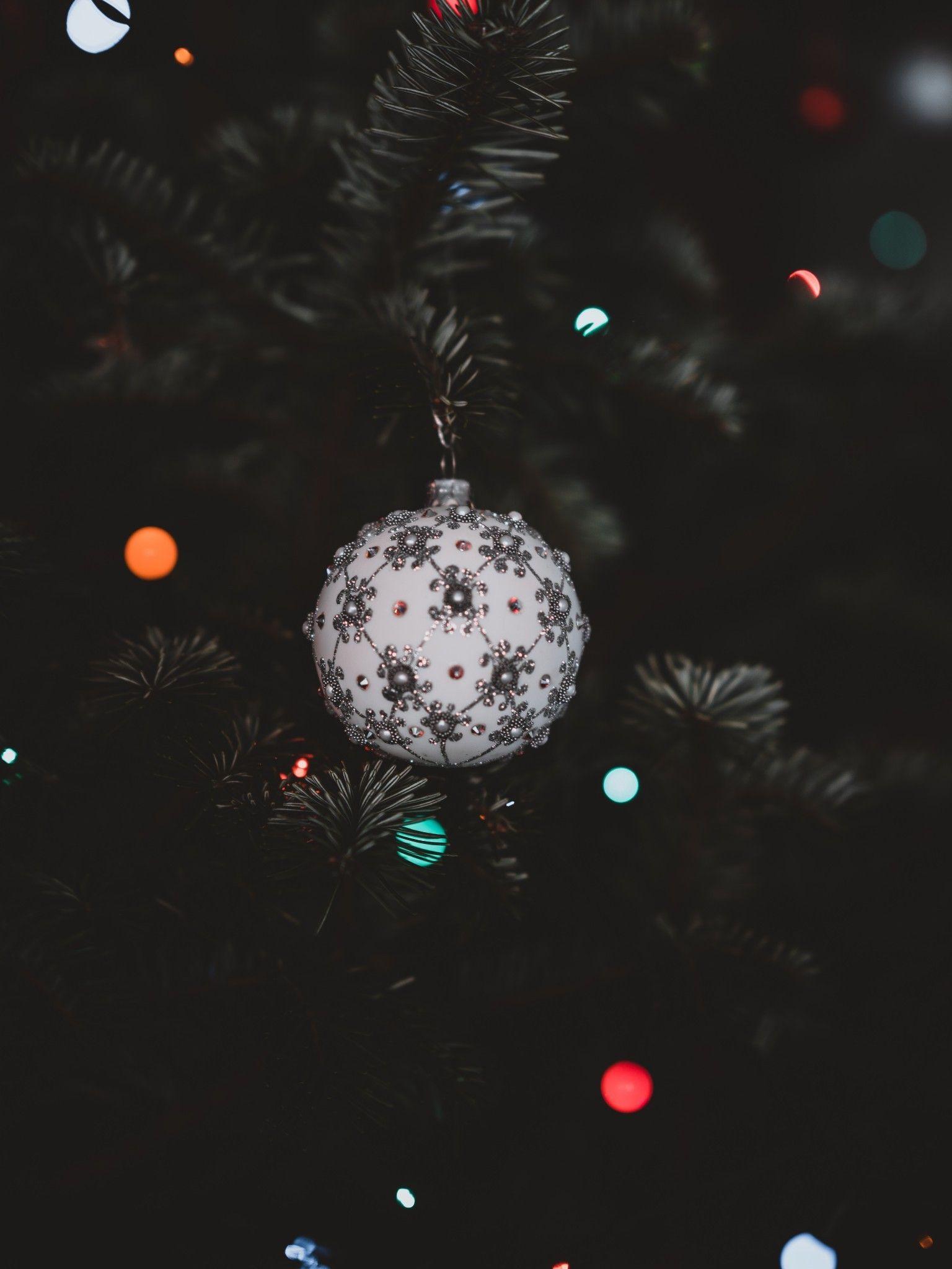 Apple Christmas Wallpapers Top Free Apple Christmas Backgrounds WallpaperAccess