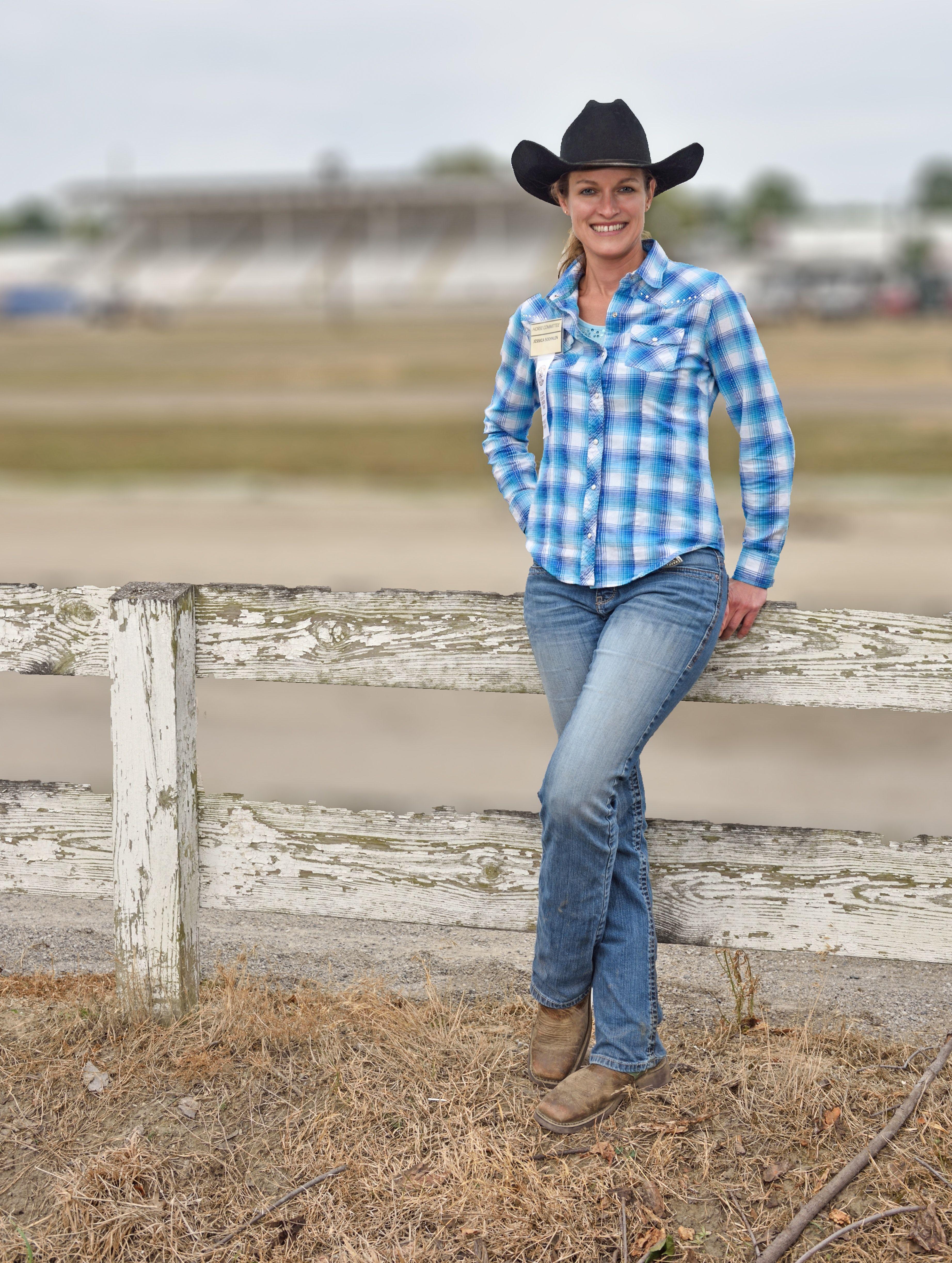 3688x4890 Free of country, country girl, cowgirl