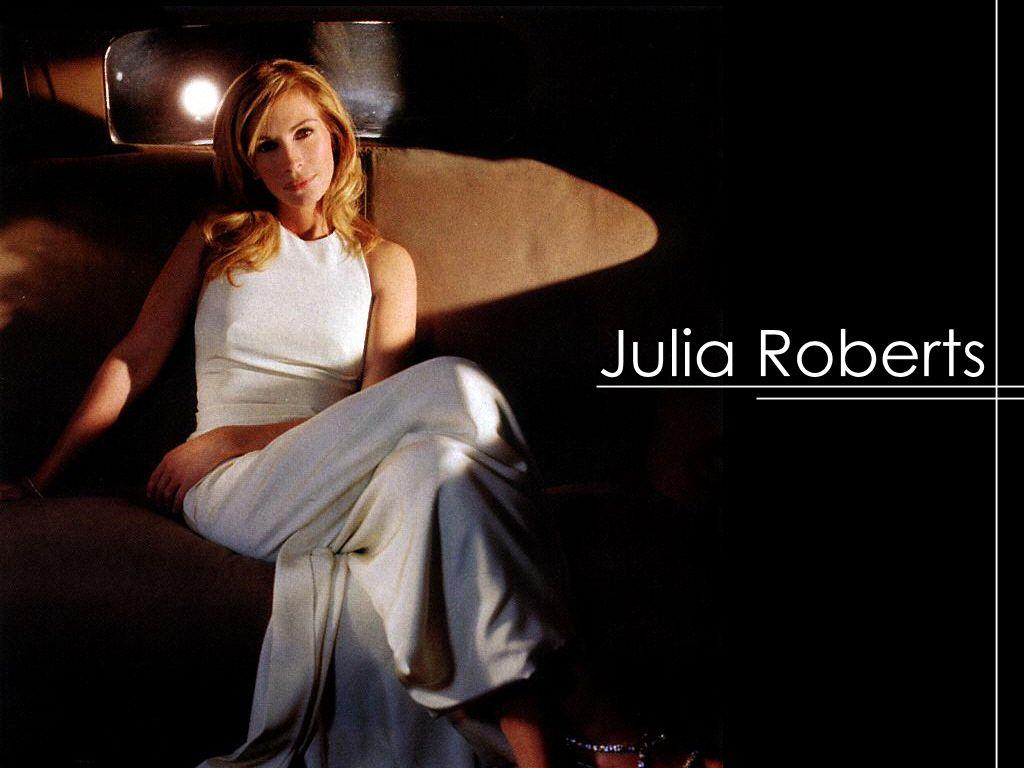 1024x768 hairstyles2: Julia Roberts Wallpaper