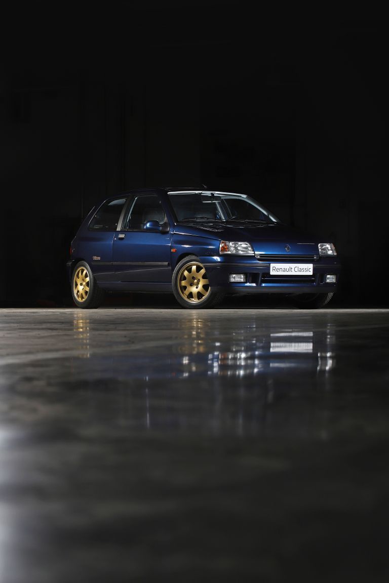 768x1152 Renault Clio Williams quality free high resolution car image, picture and photo