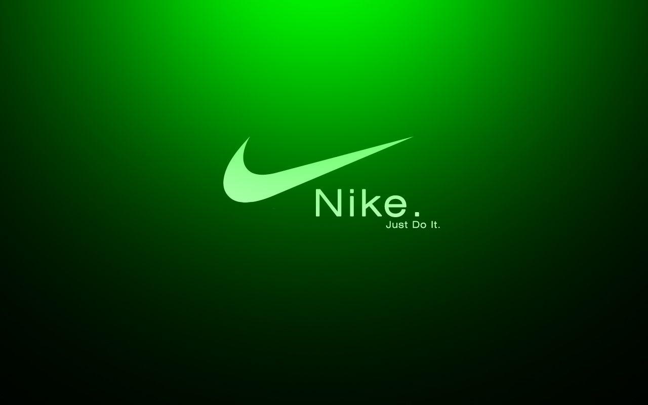 green nike check