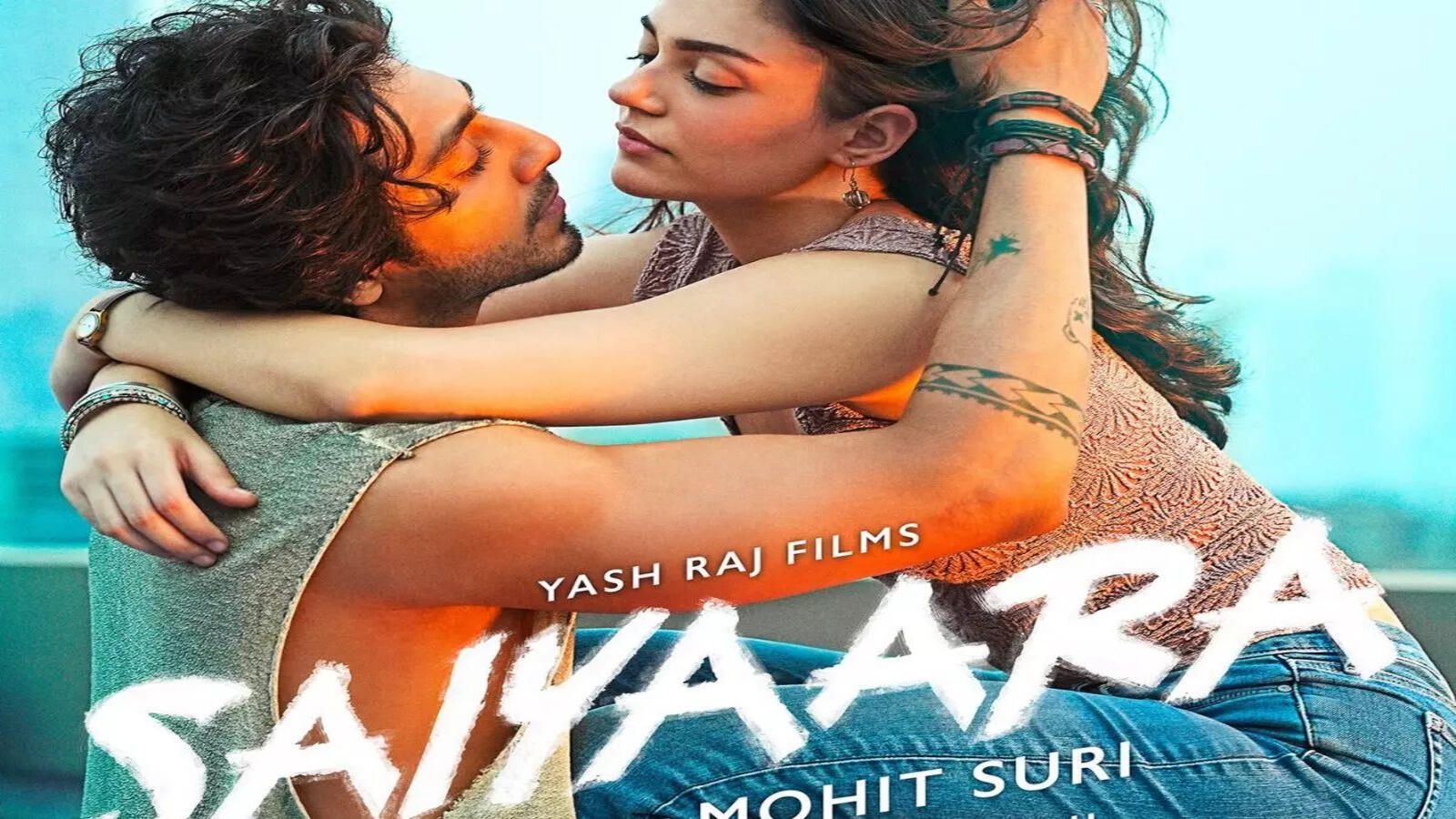 1600x900 Saiyaara' movie X review: Newcomers Ahaan Panday and Aneet Padda steal hearts as netizens praise the intense love story Economic Times
