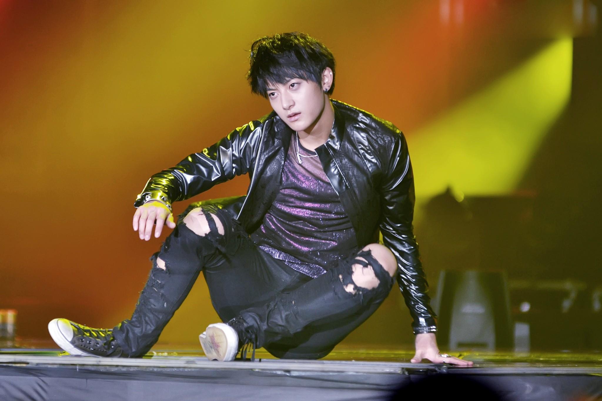 2048x1365 Z Tao Wallpaper