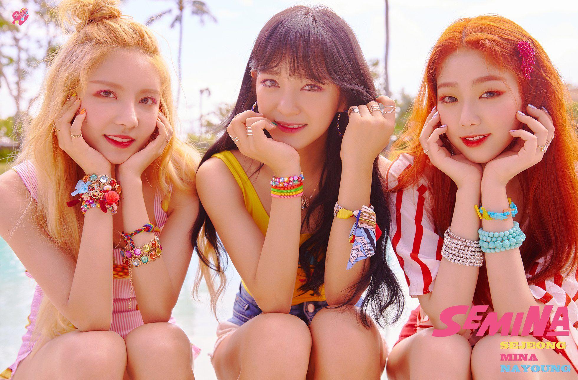 1960x1289 Gugudan Semina Concept Photo (HD)-Pop Database /