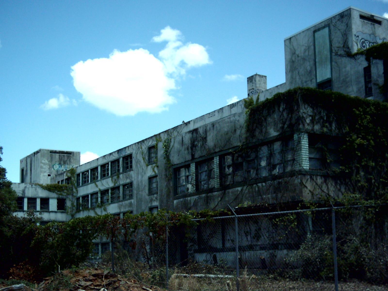 1600x1200 Haunted Hospital Wallpaper