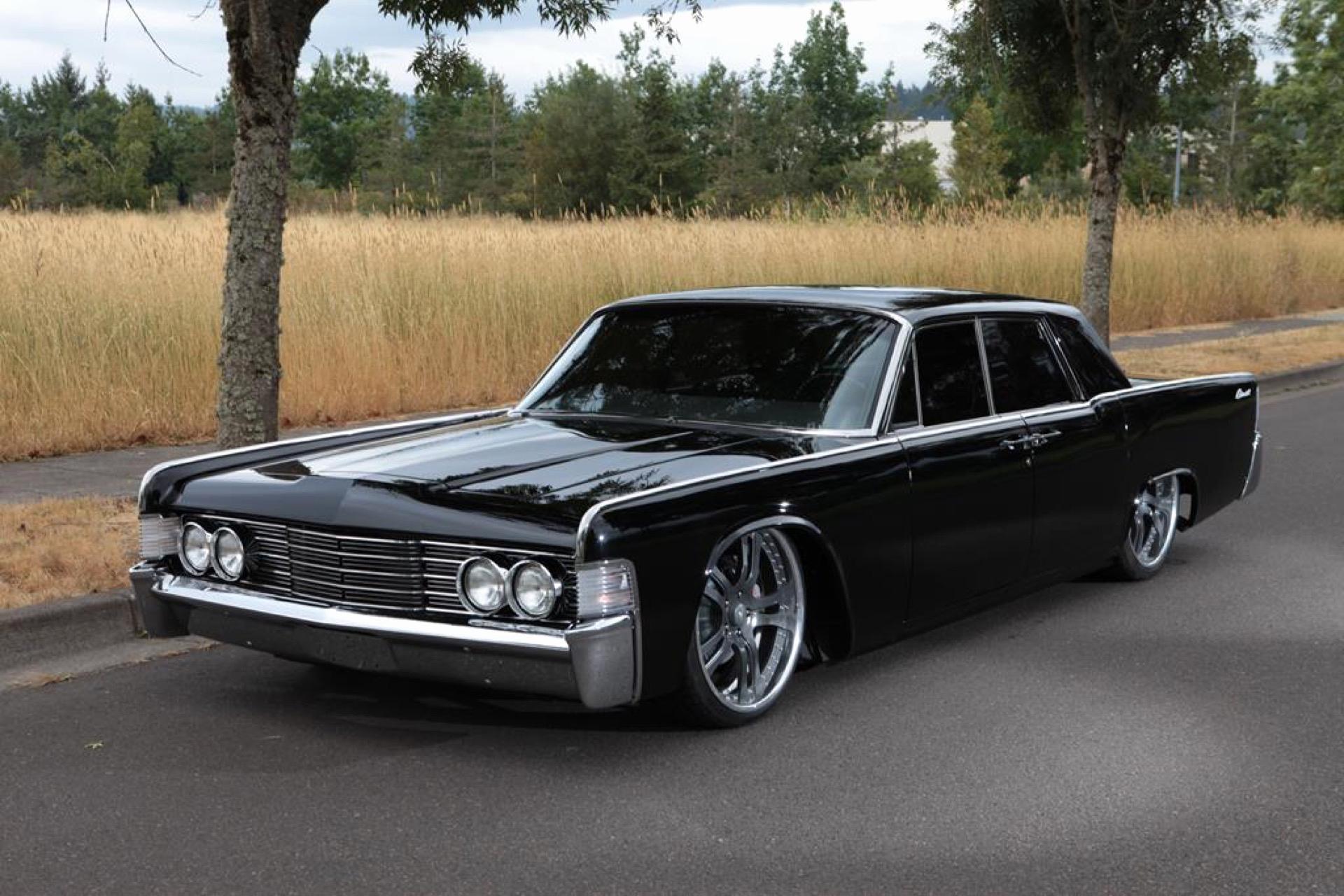1920x1280 Lincoln Continental Wallpaper