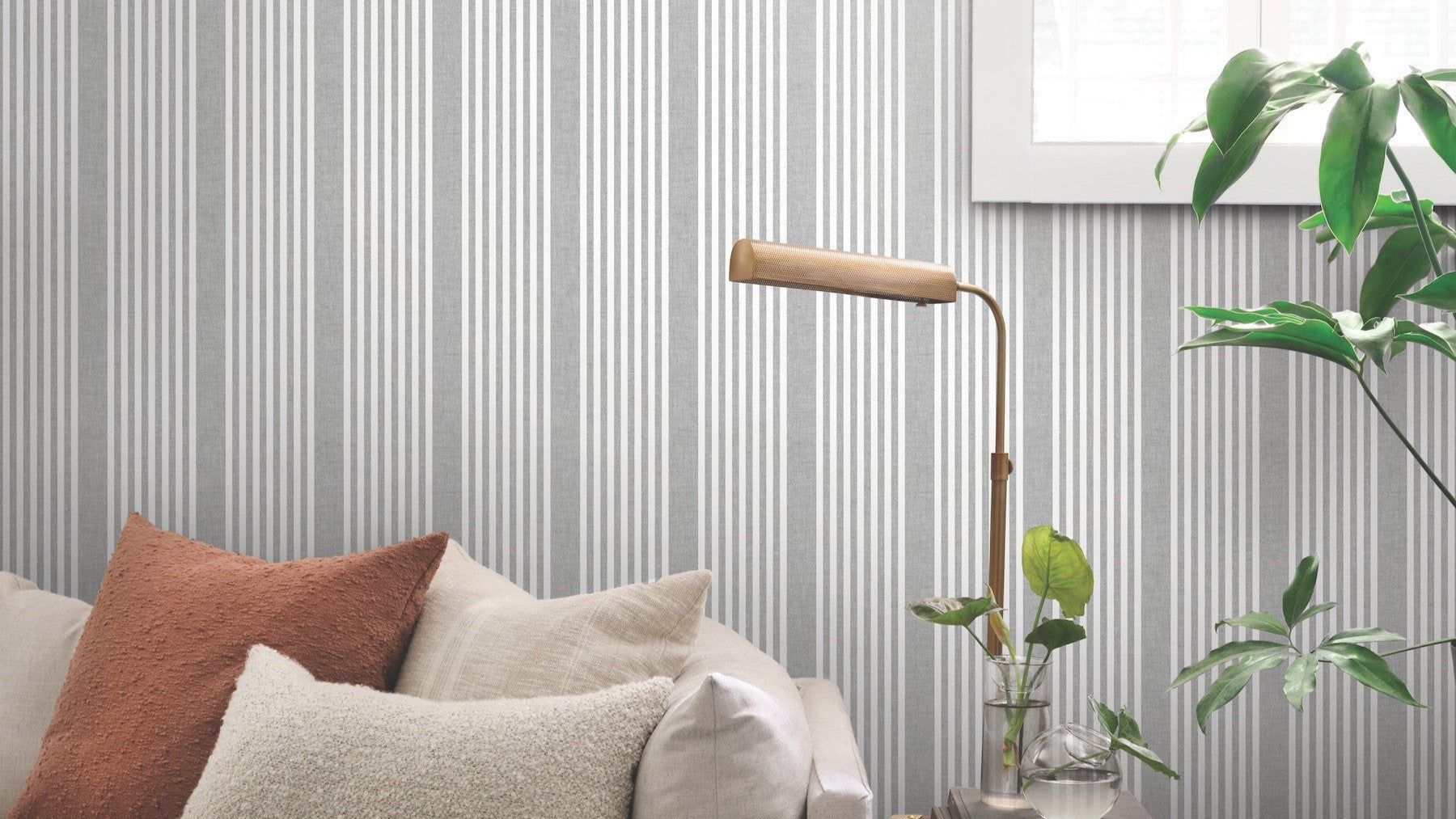 1800x1013 Wallpaper: Floral, Shiplap & More Styles