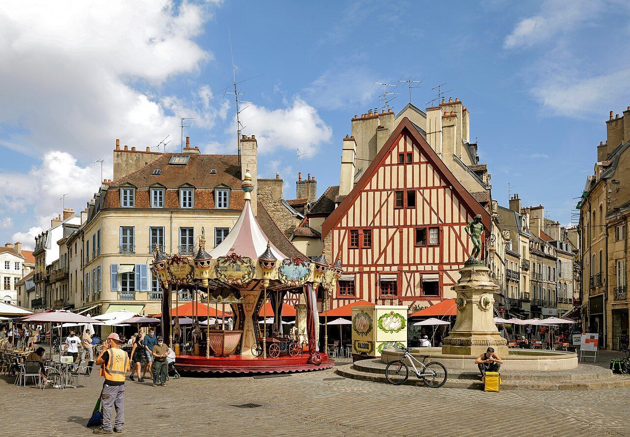1280x889 Dijon, Place François