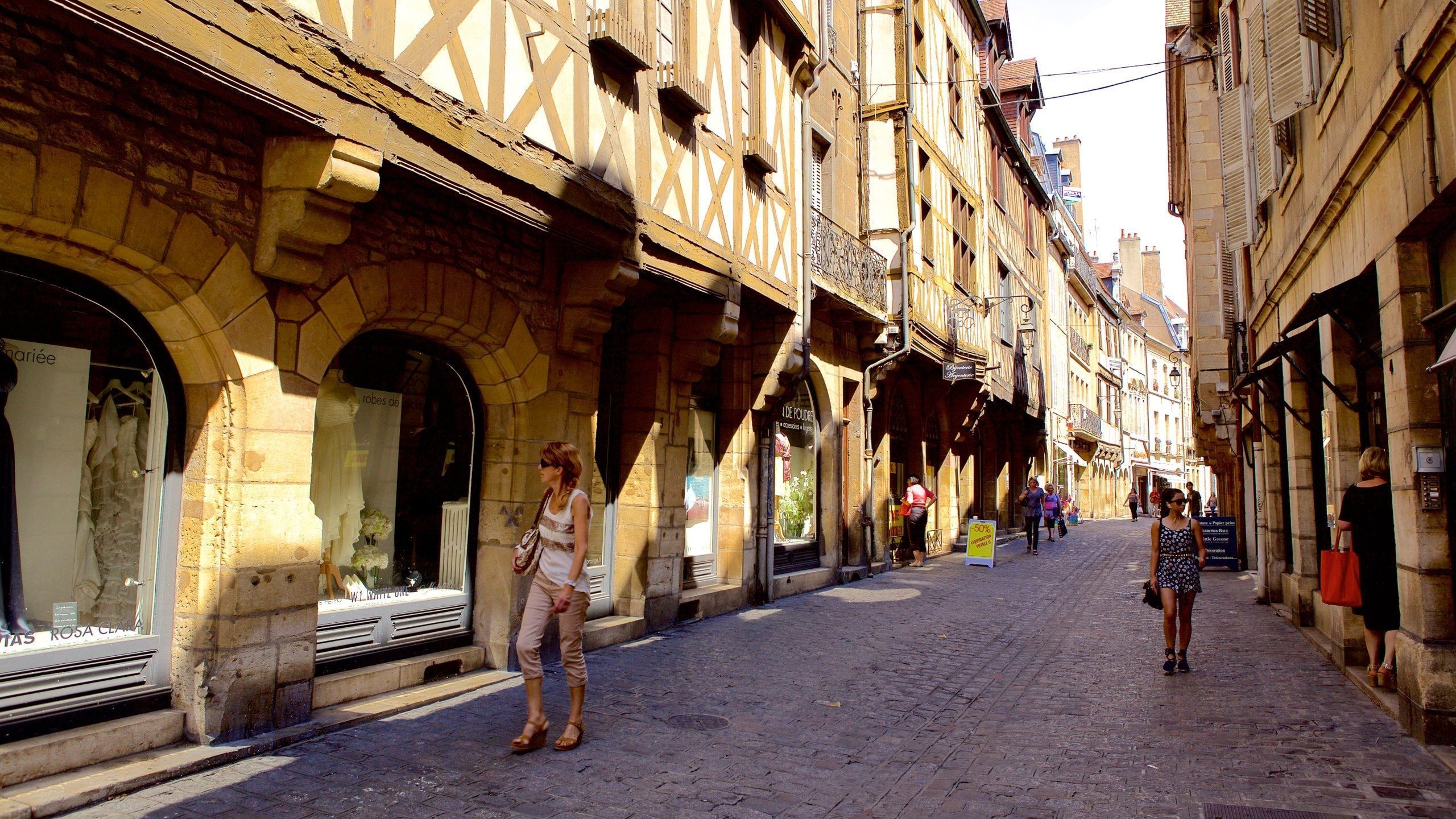 2560x1440 Visit Dijon: 2025 Travel Guide For Dijon, Bourgogne Franche Comté