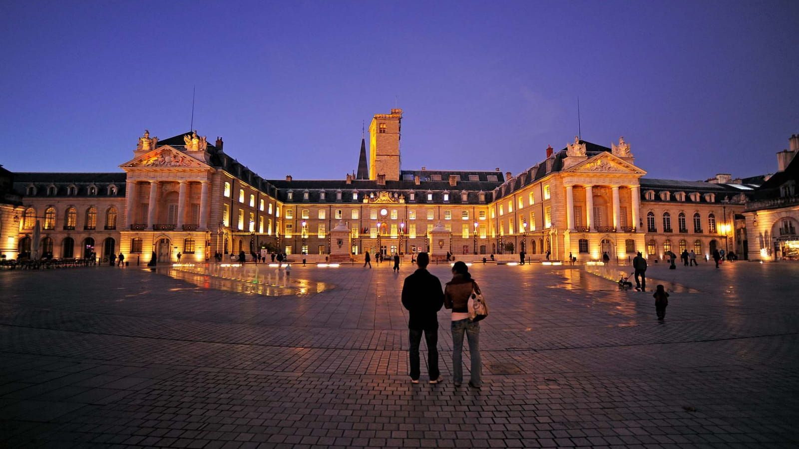 1600x900 A romantic weekend in Dijon. Burgundy, France