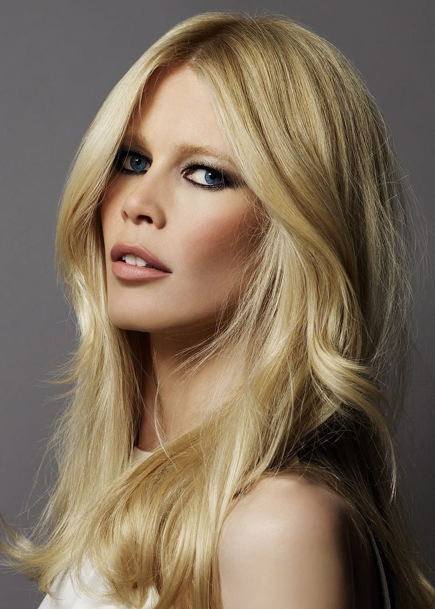 850x1190 Top Claudia Schiffer HD phone wallpaper