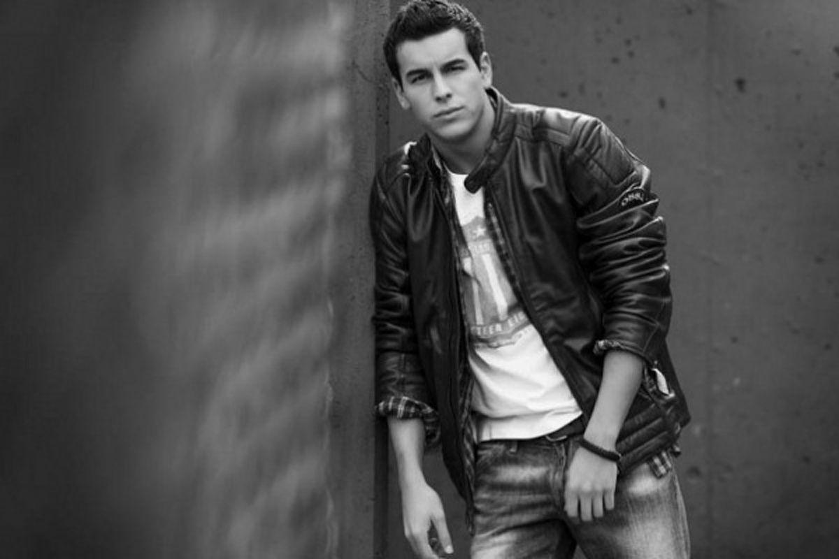 1200x800 Mario Casas 4K