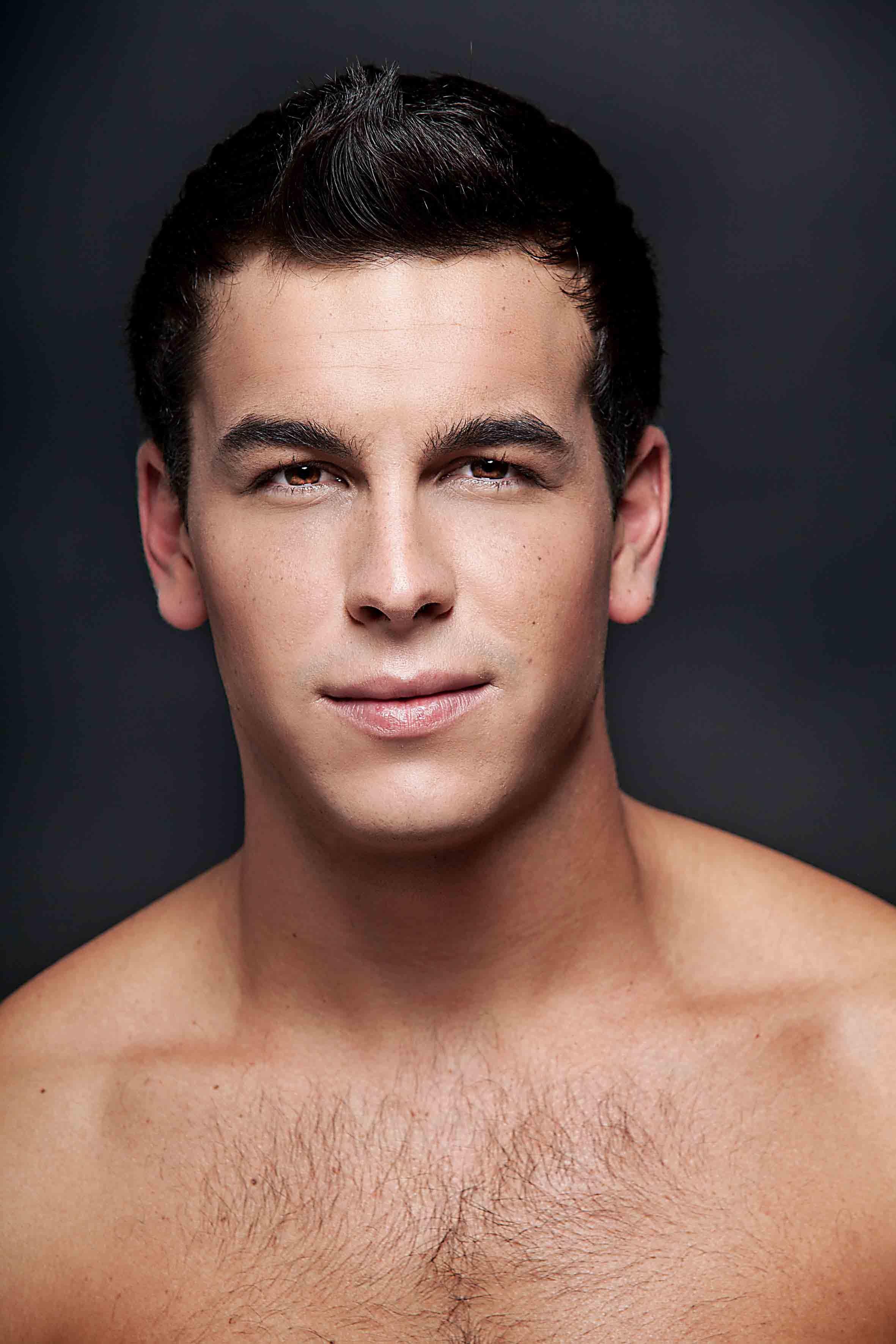 2362x3543 Mario Casas Wallpaper