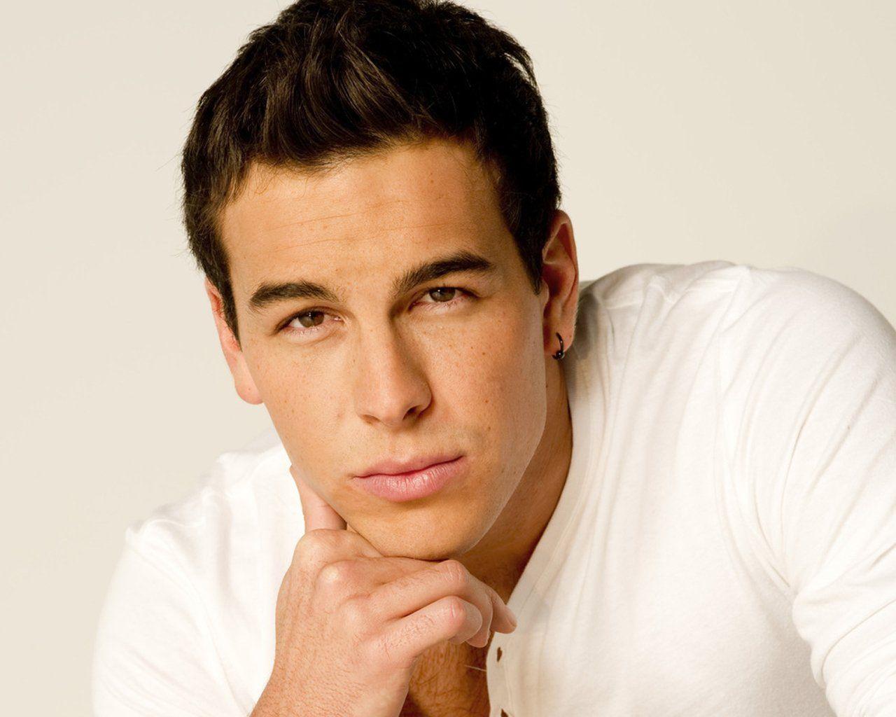 1280x1024 Mario Casas Wallpaper and Background Imagex1024