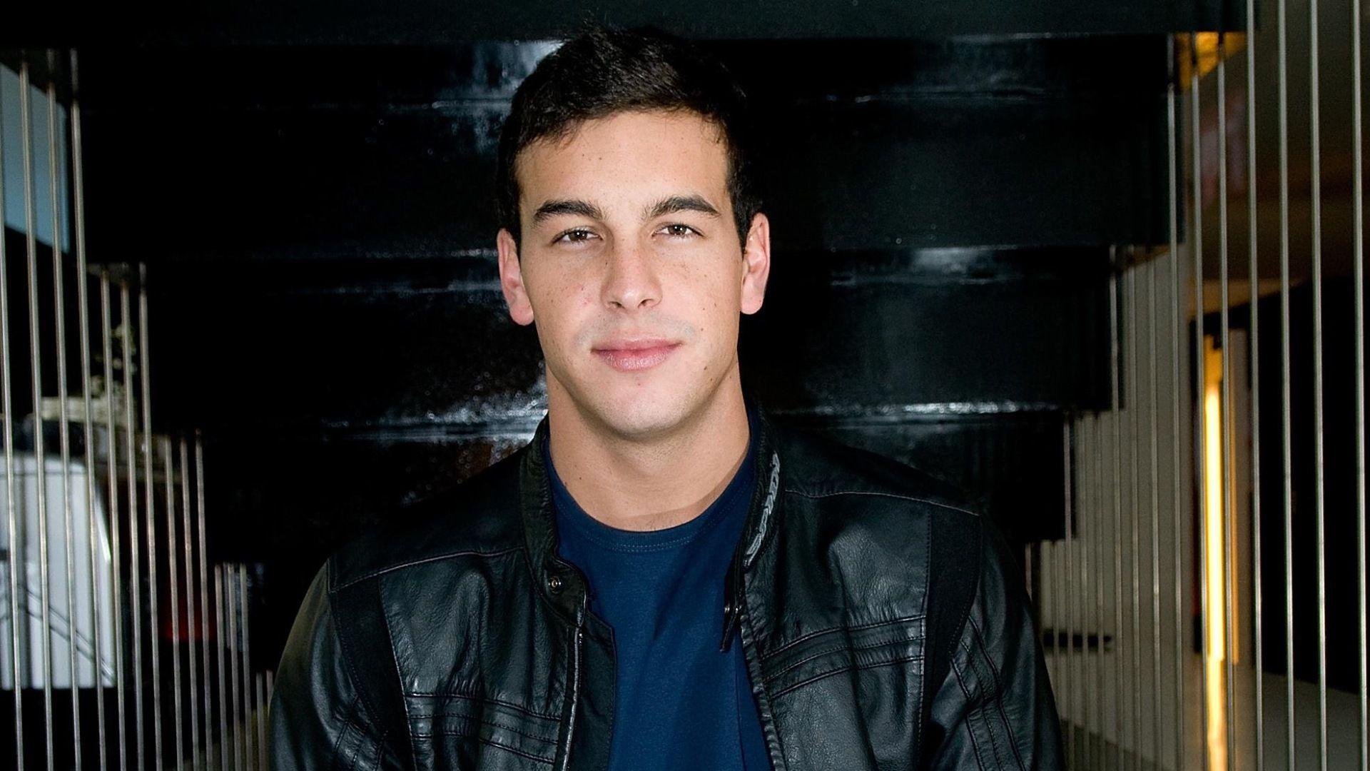 1920x1080 Mario Casas Desktop