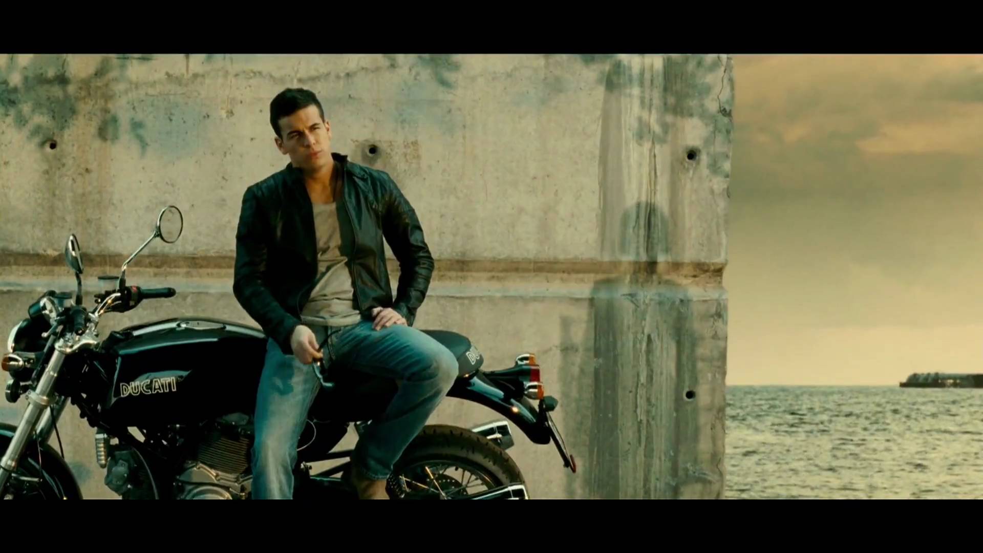 1920x1080 Mario Casas HD Wallpaper