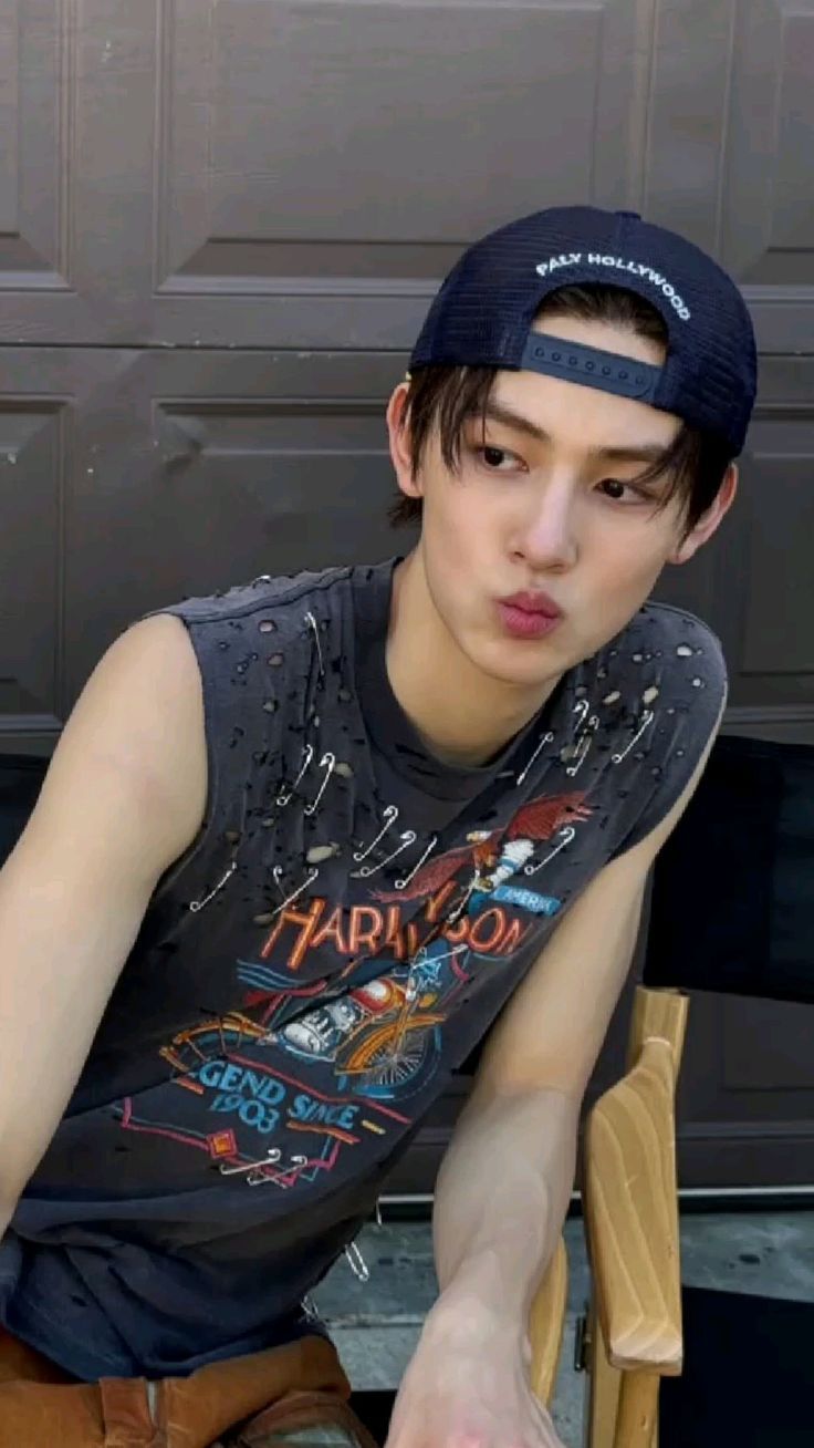 736x1308 Seonghyeon Wallpaper Free Download. High Quality Idol Photo Collection