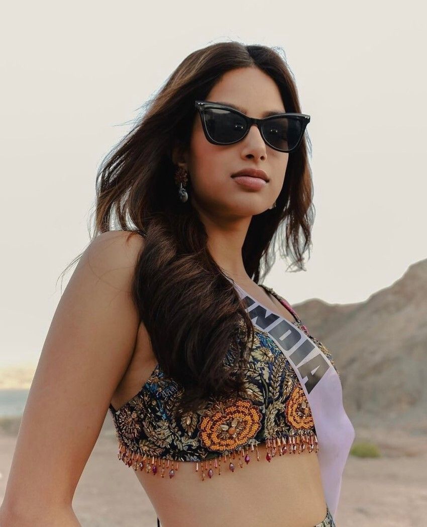 850x1048 Glamorous Photo of Miss Universe 2021