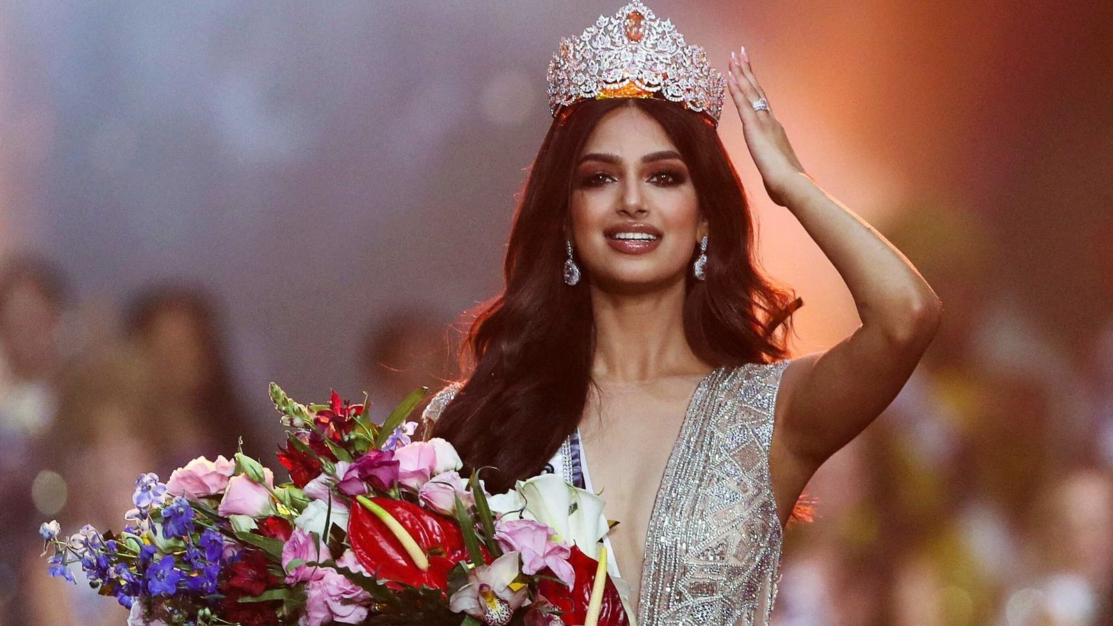 1600x900 Miss Universe Harnaaz Sandhu