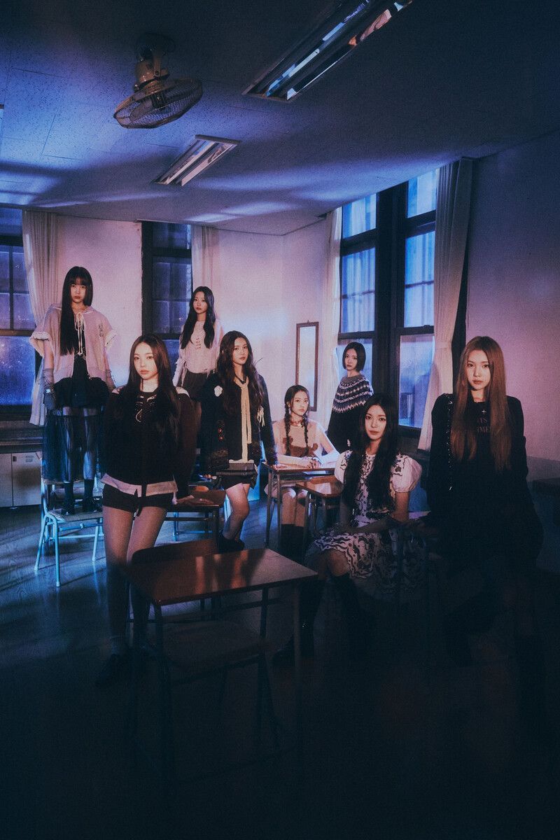 800x1200 Hearts2Hearts 1st Single 'The Chase' Concept Photo