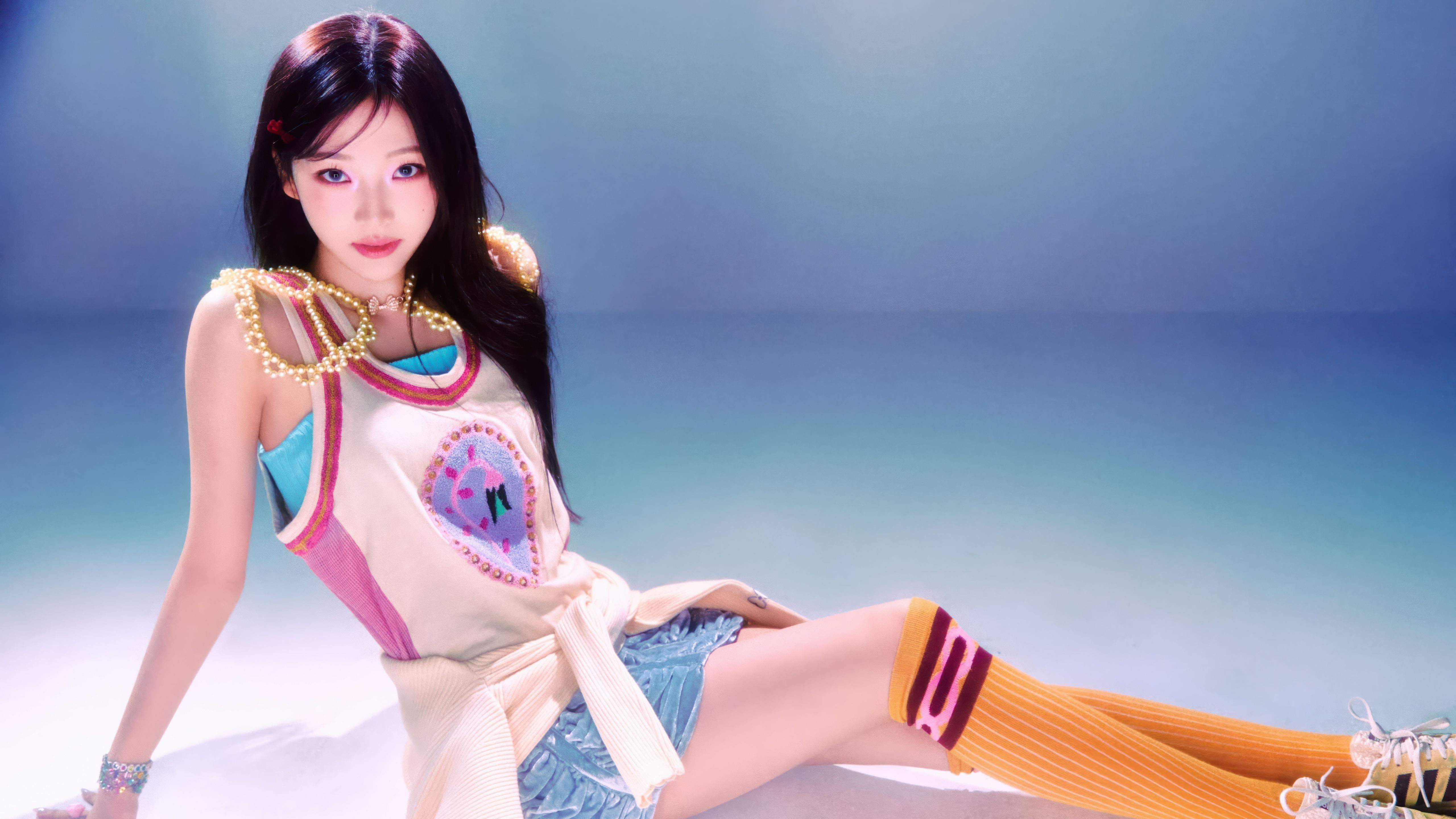 5120x2880 Hearts2Hearts 4K Wallpaper