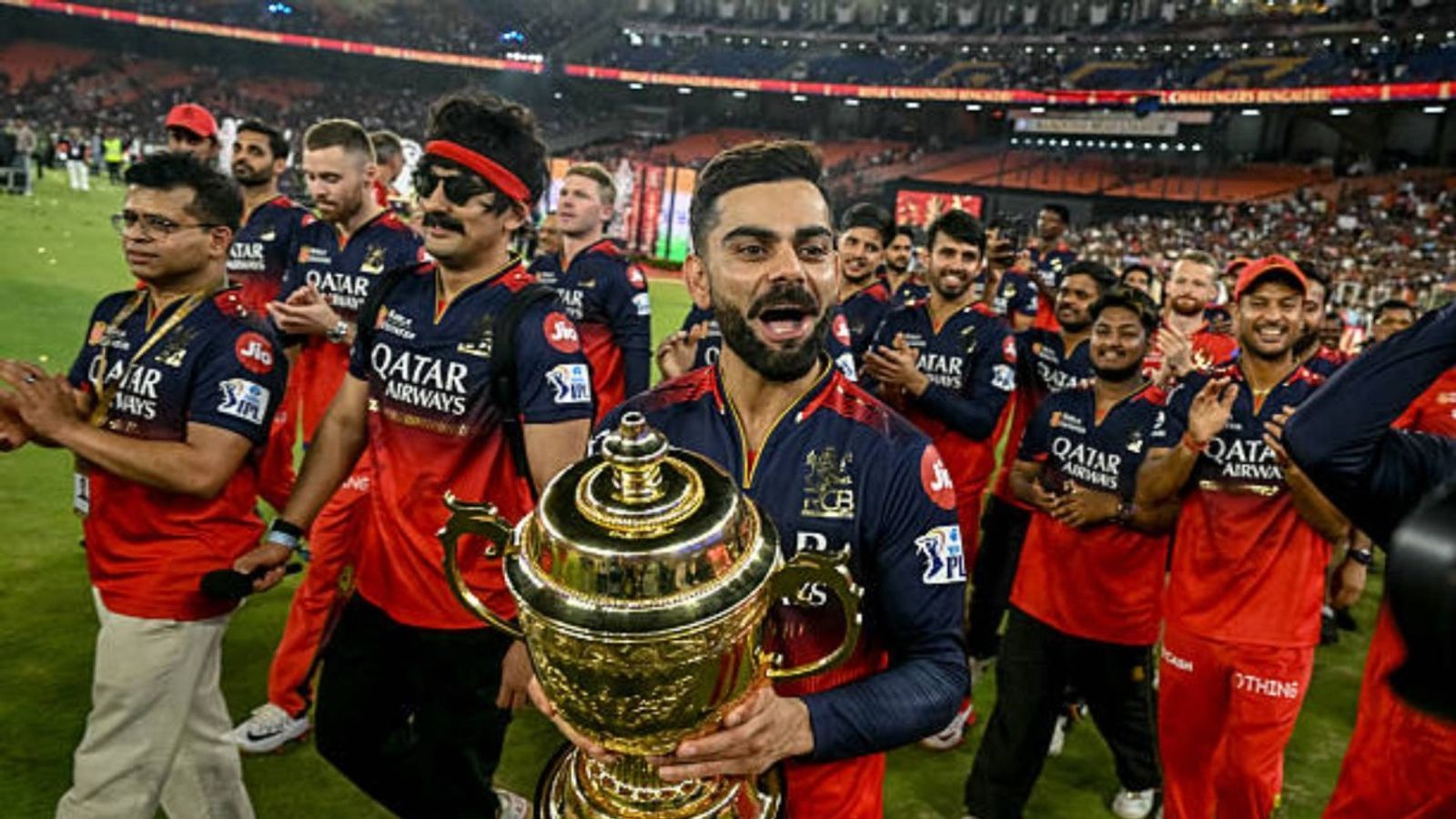RCB IPL Trophy Wallpapers - Top Free RCB IPL Trophy Backgrounds ...