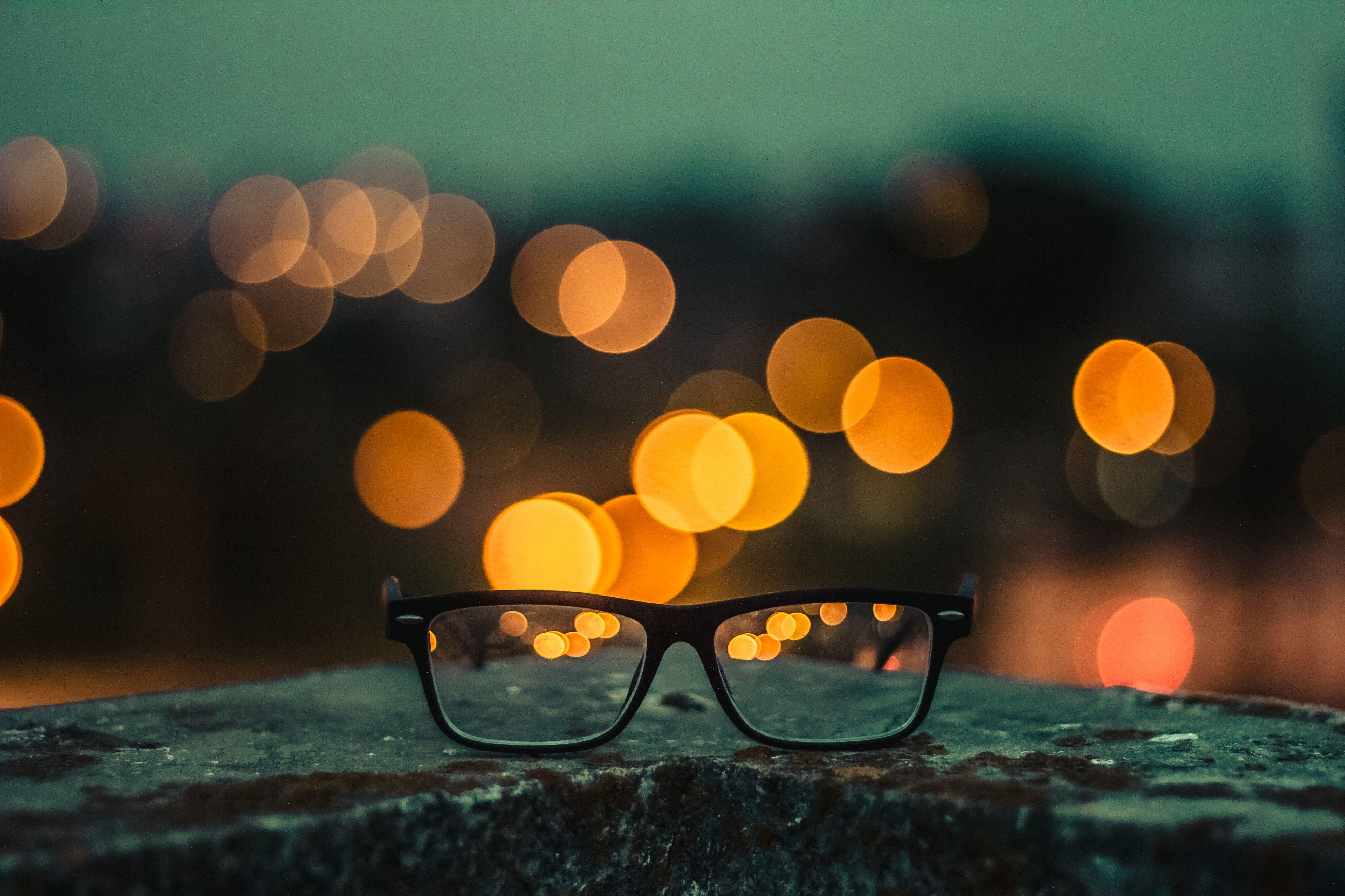 5184x3456 Bokeh Photography Of Black Framed Eyeglasses · Free