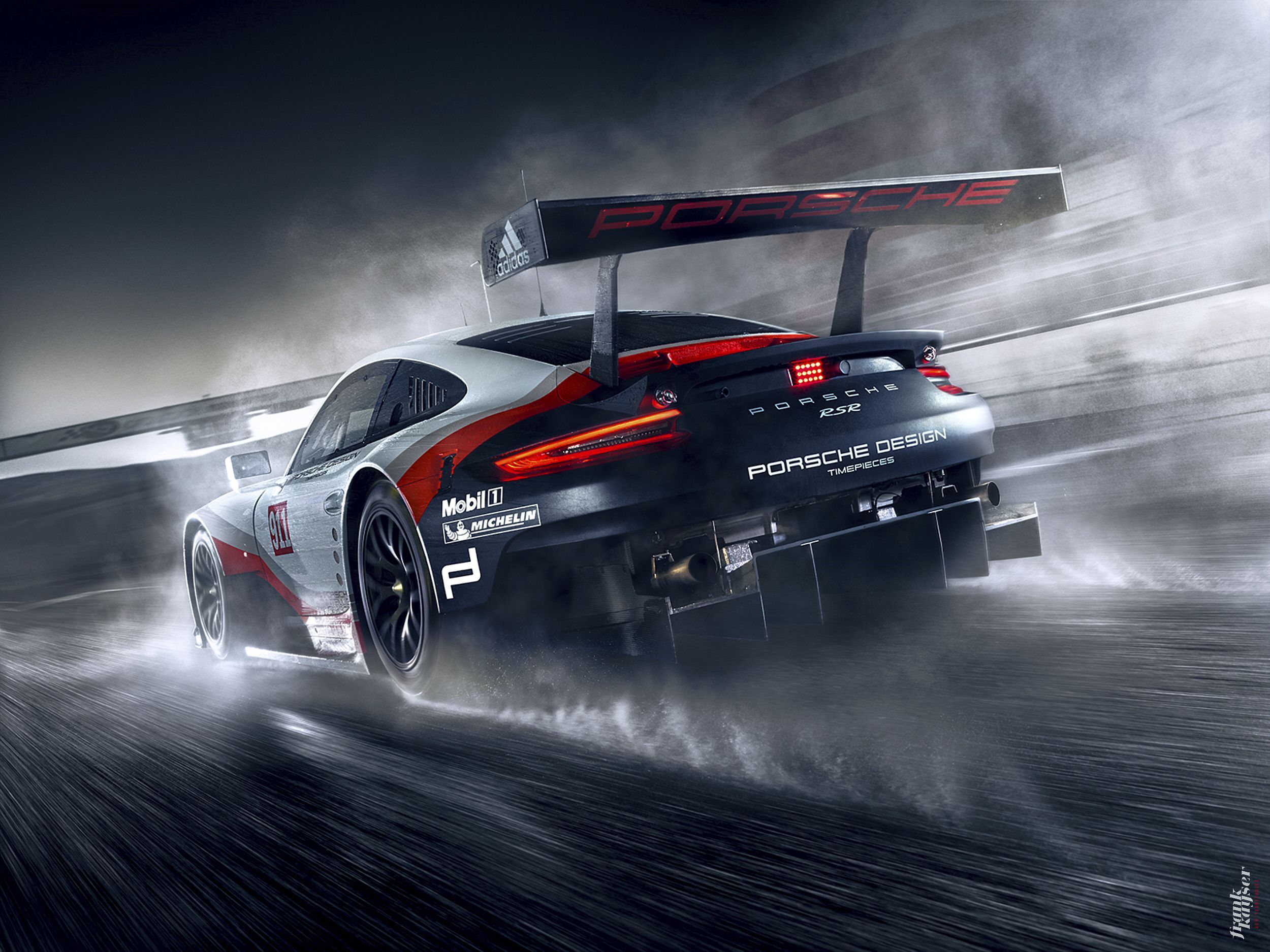 2500x1875 Porsche livery design with visible 'chin' section