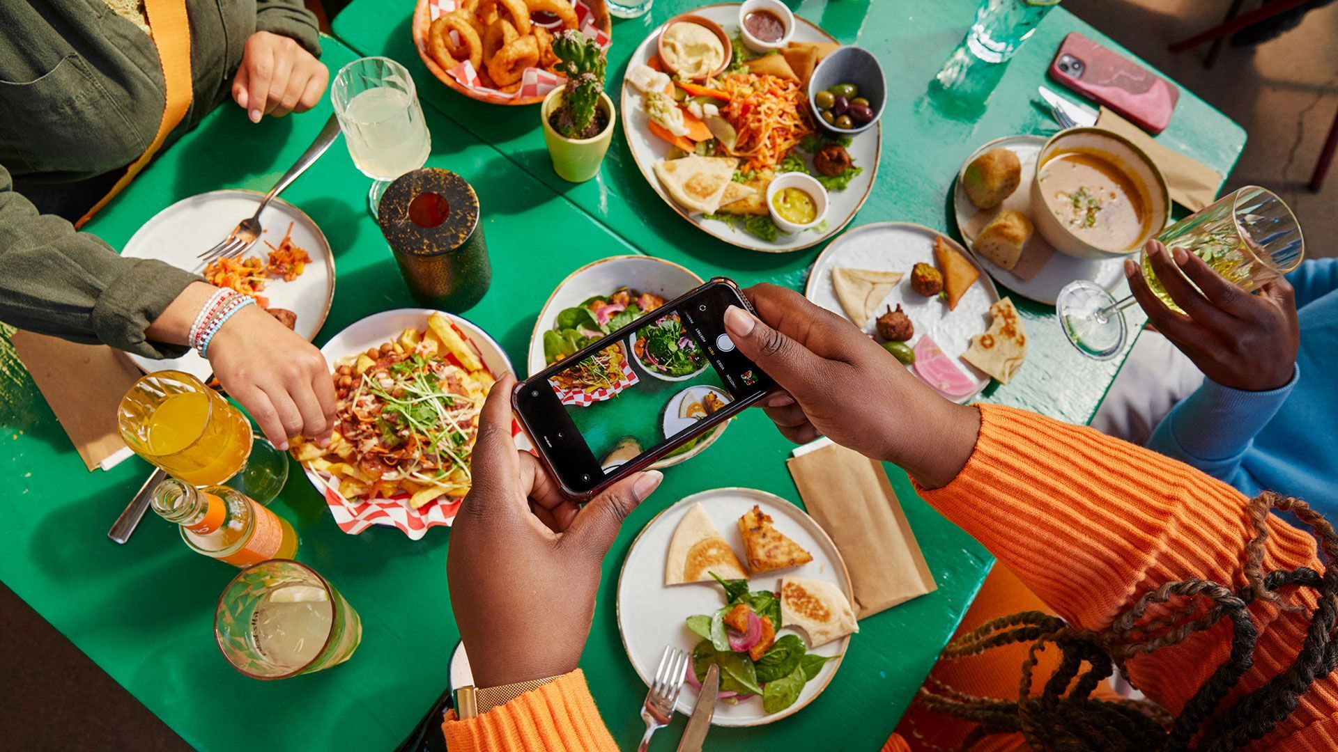 Eating Food Wallpapers - Top Free Eating Food Backgrounds - WallpaperAccess