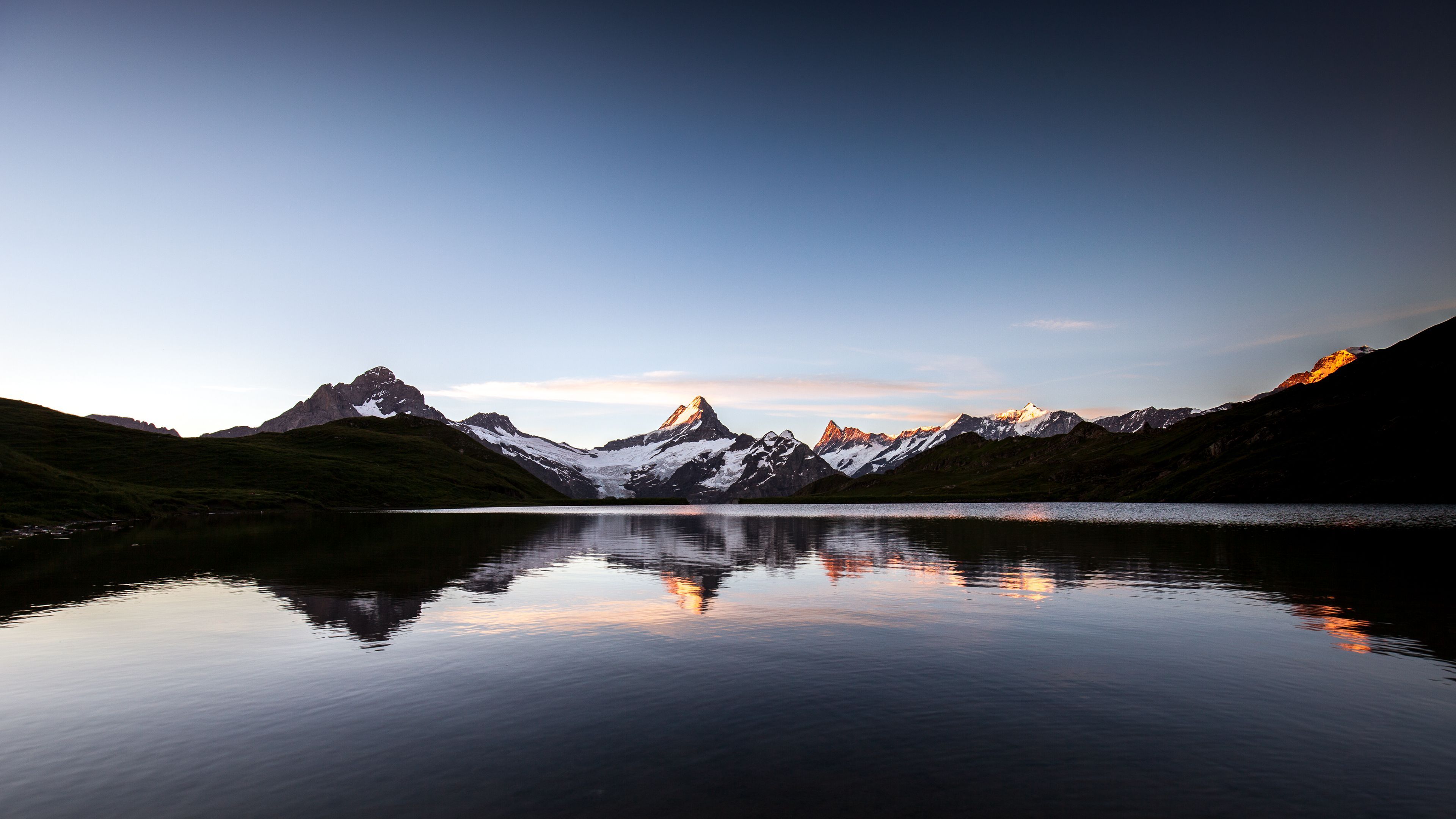 3840x2160 Switzerland's Lake Bachalpsee: Stunning