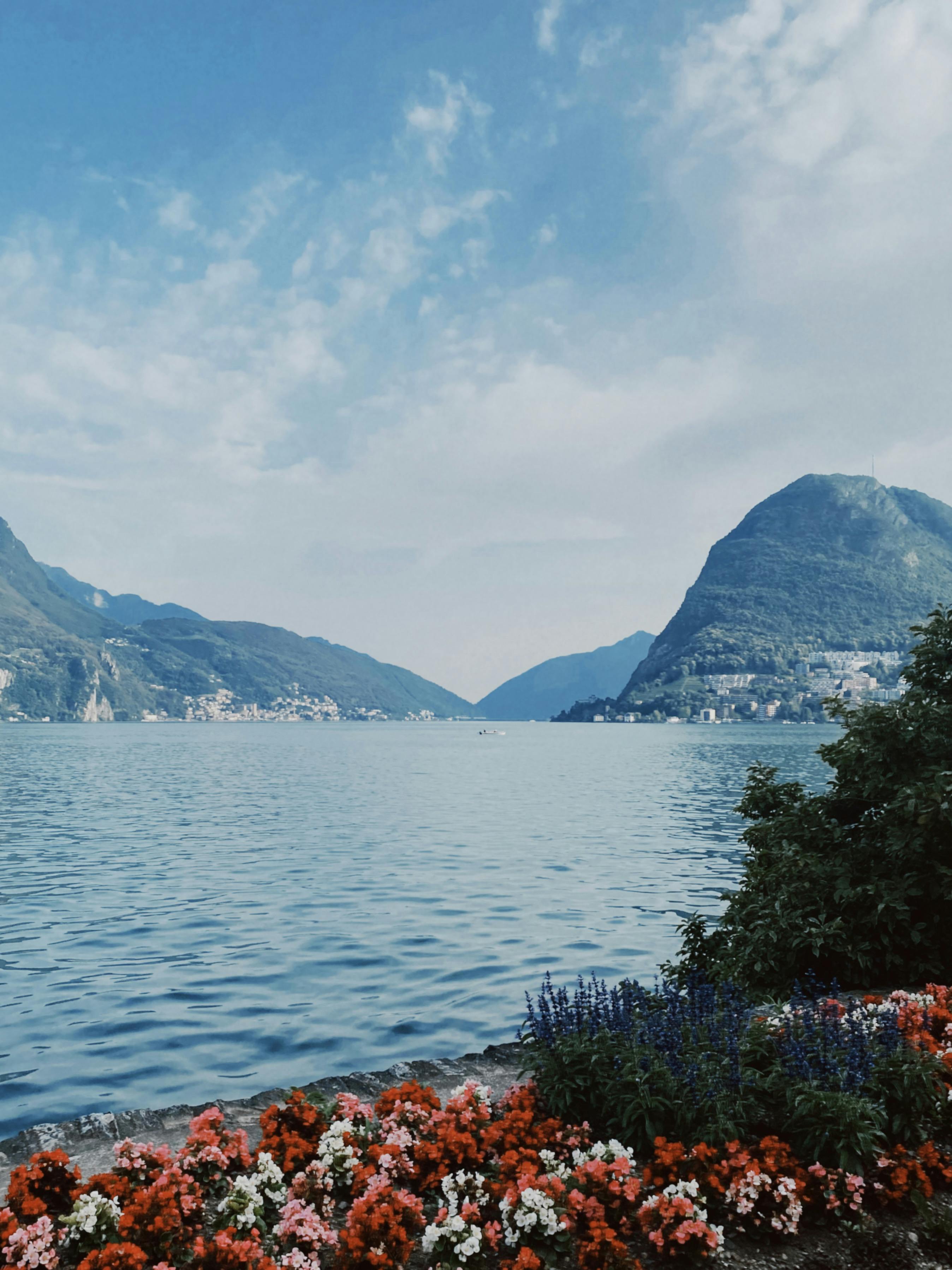 2696x3594 Lugano in Switzerland · Free