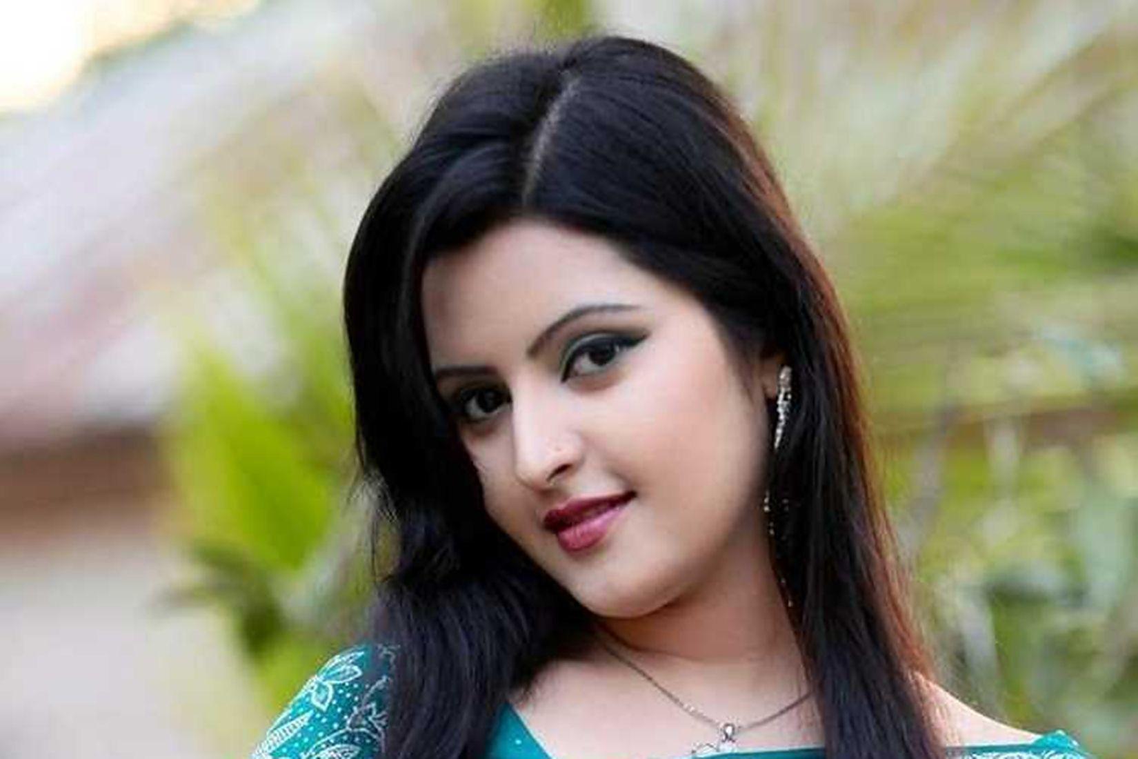 Bangladeshi Actress Wallpapers - Top Free Bangladeshi Actress Backgrounds -  WallpaperAccess