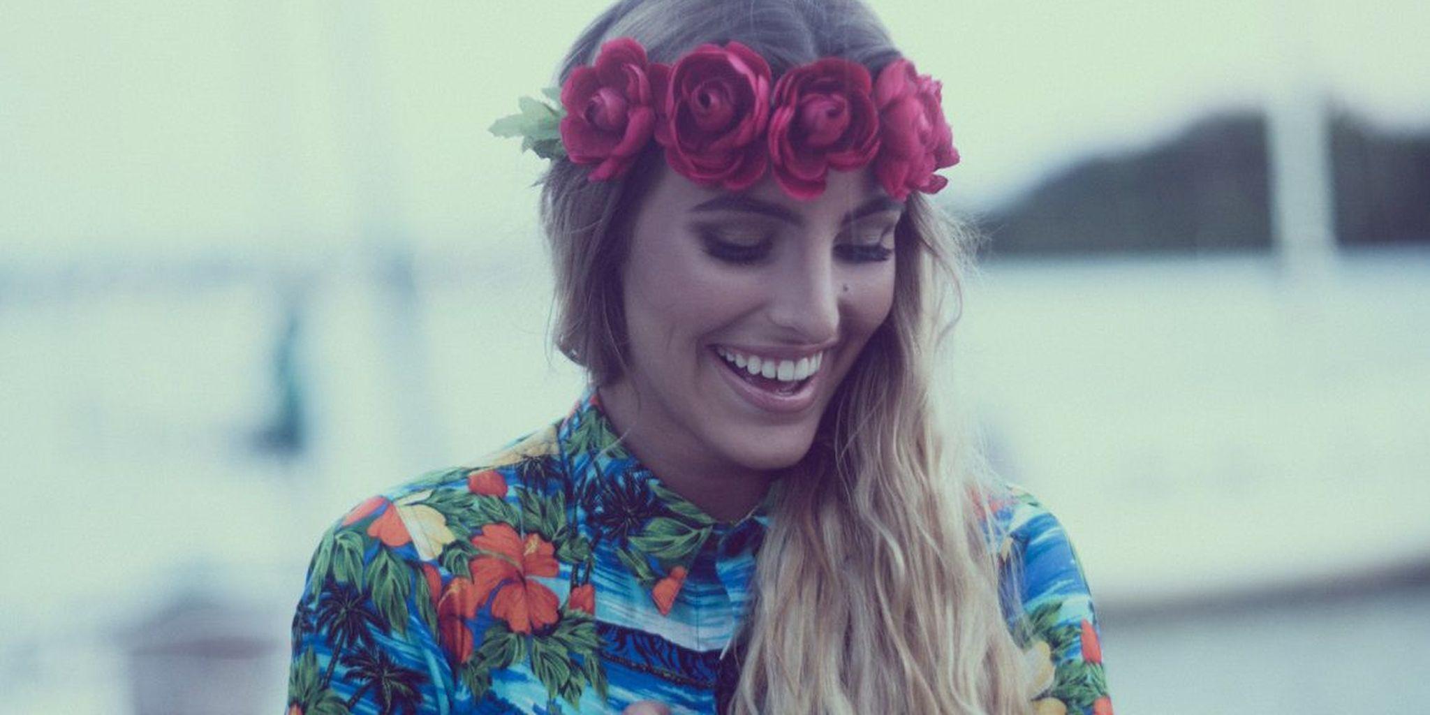 2048x1024 Lele Pons Wallpaper