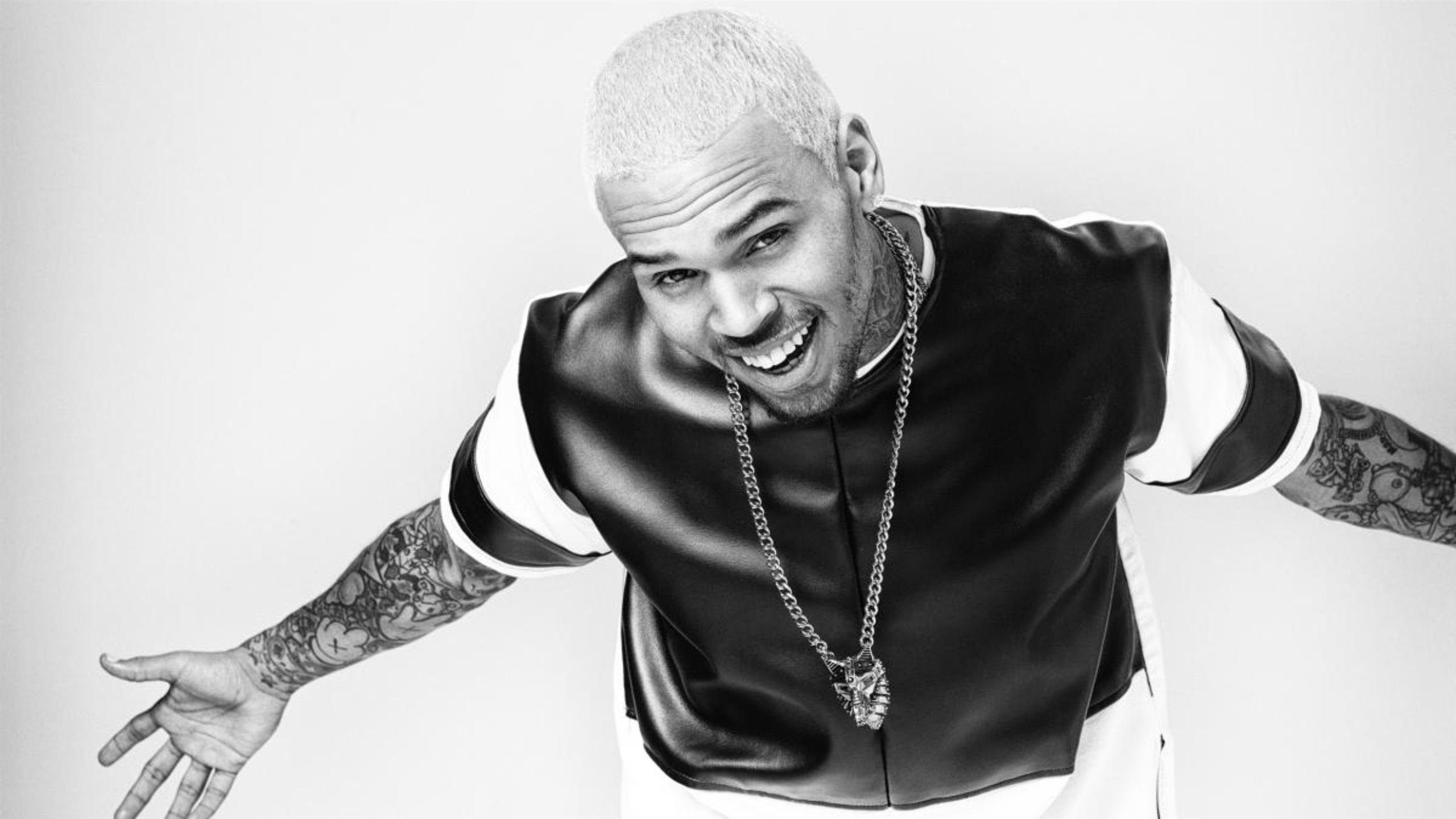 2560x1440 Chris Brown 2017 HD Wallpaper
