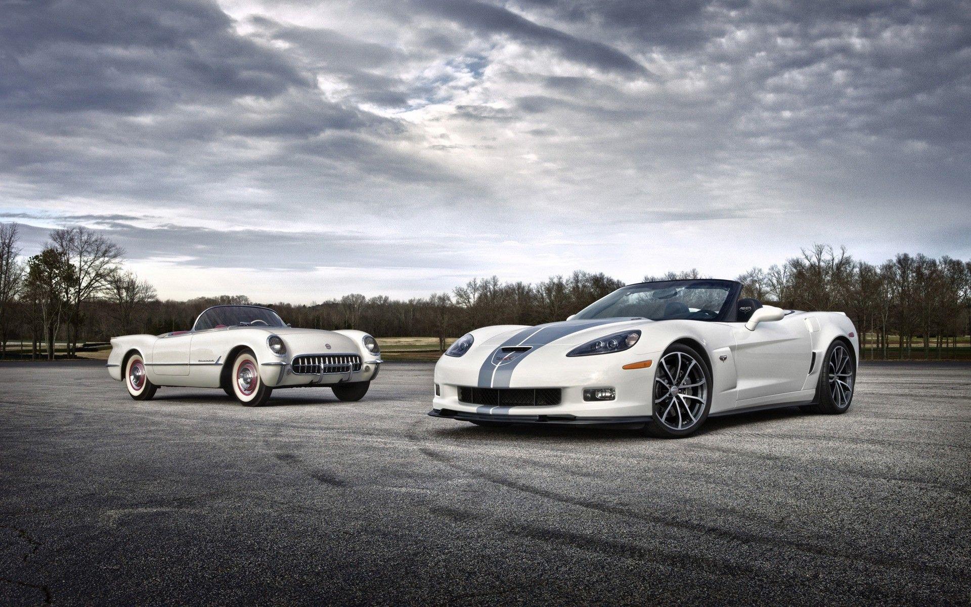 1920x1200 Chevrolet Corvette Old vs New