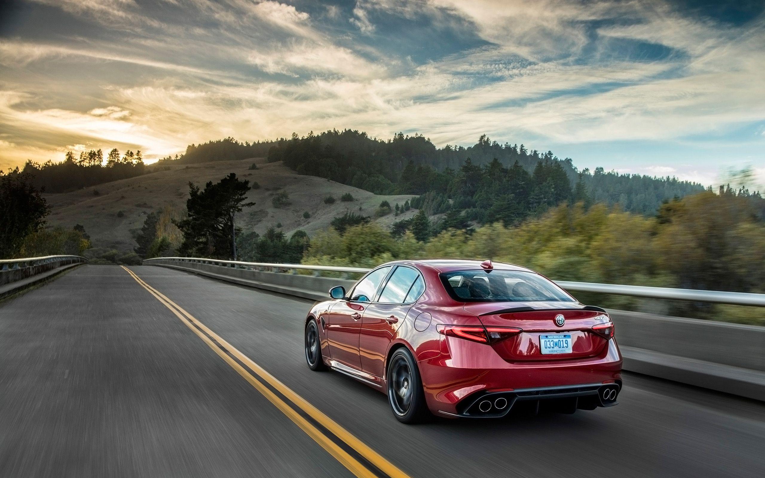 2560x1600 Alfa Romeo Giulia Quadrifoglio - Chuyển động - 4 - 2560x1600