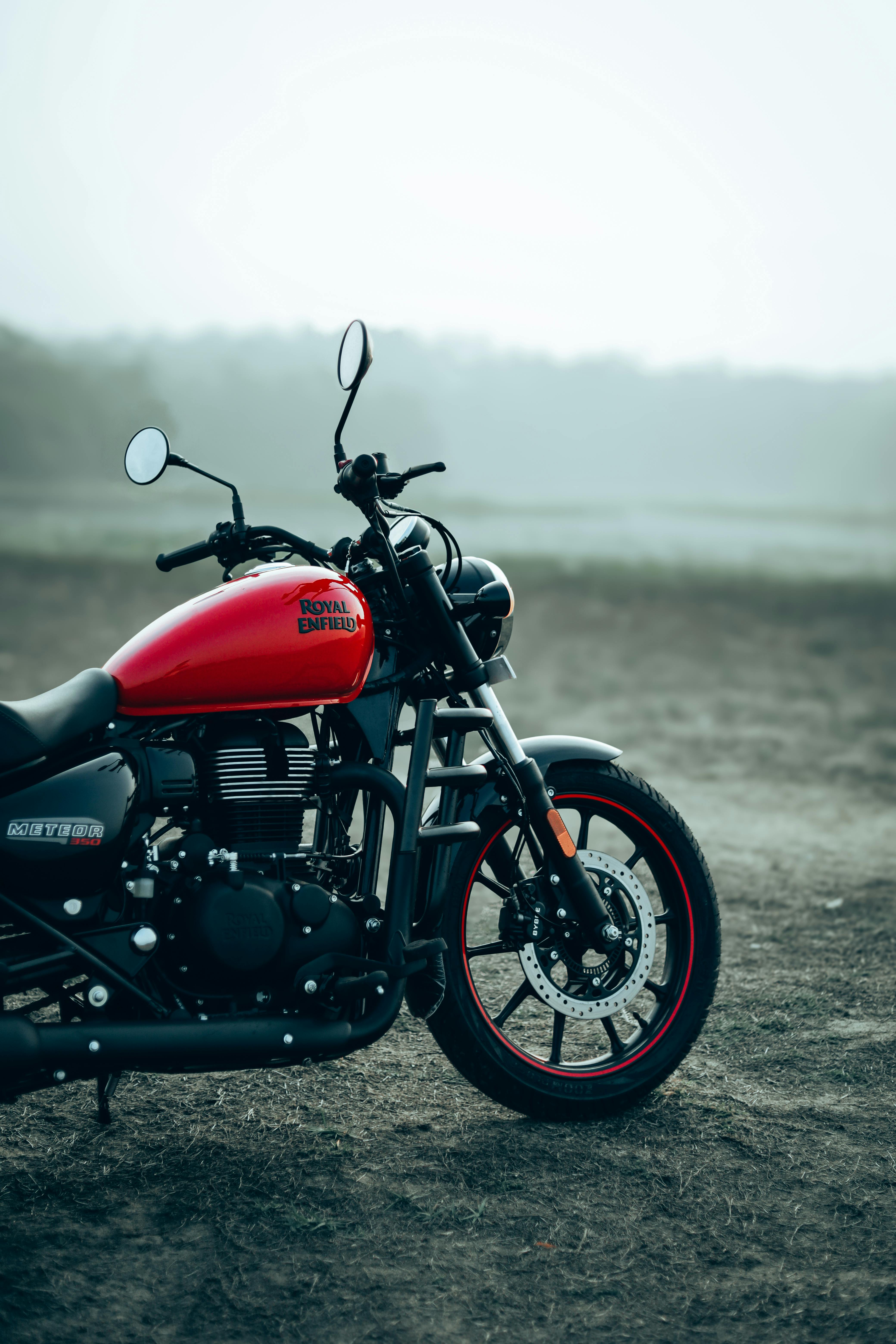 4160x6240 Royal Enfield Meteor 350 Red Photo, Download The BEST Free Royal Enfield Meteor 350 Red & HD Image