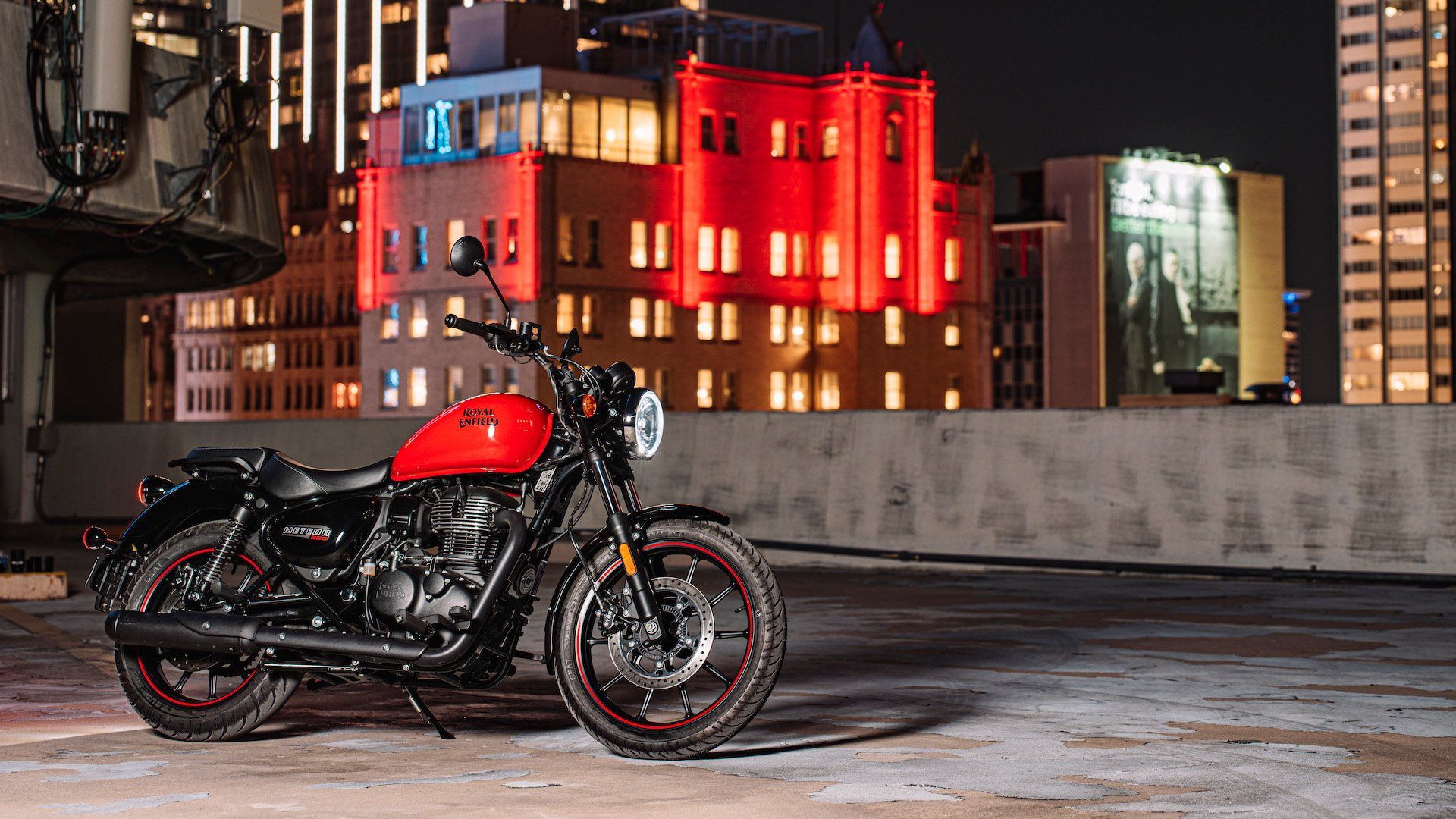 1920x1080 Royal Enfield 350 Meteor Cruiser Retro (2021-) Review