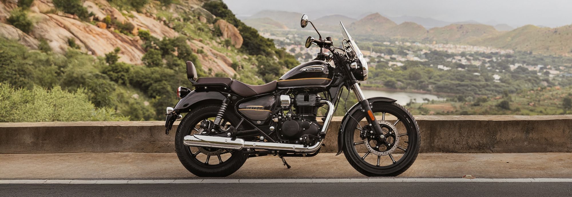 2000x691 Royal Enfield Meteor 350 Price (GST 2.0) & Colours In India