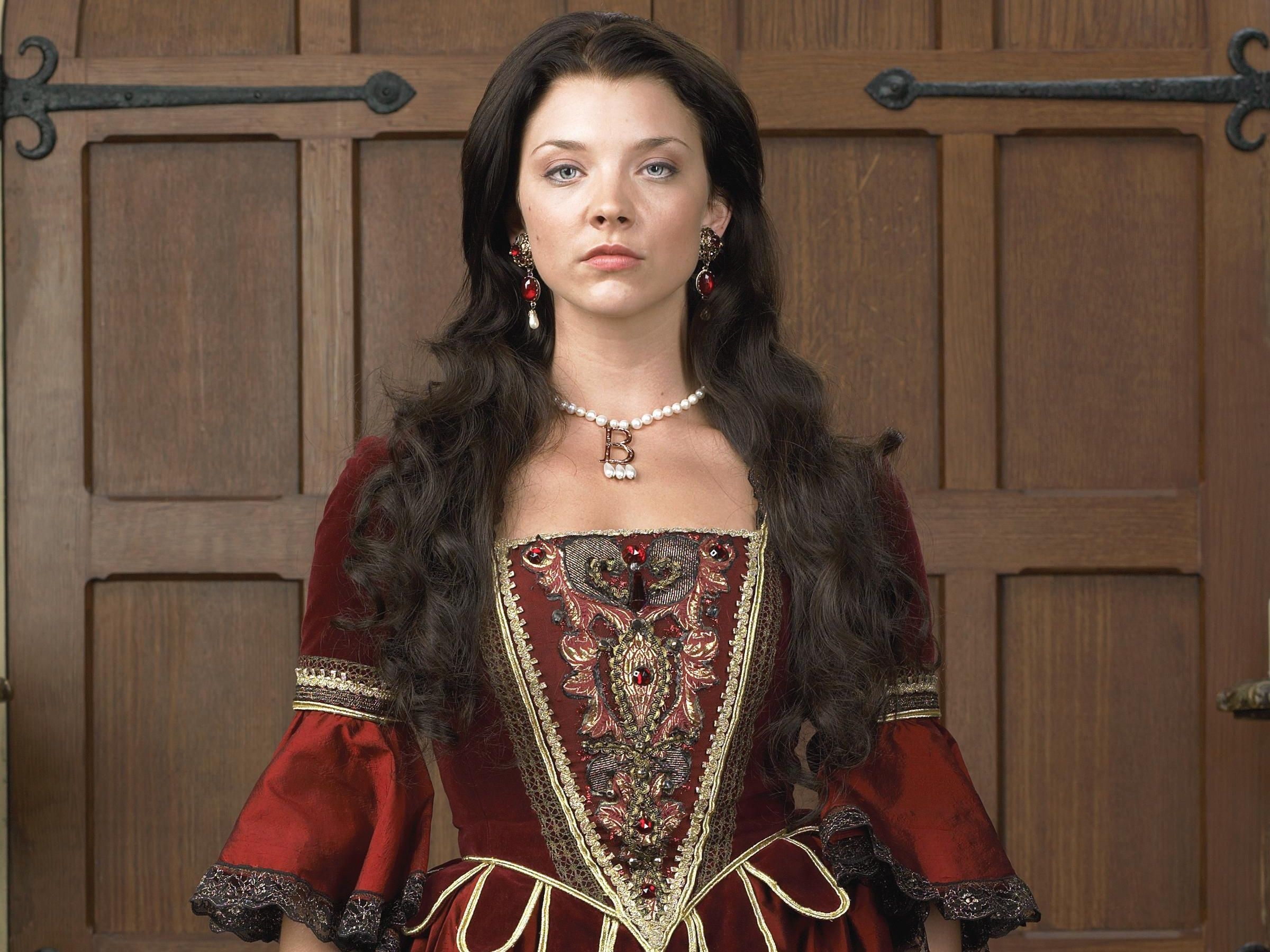 2400x1800 Download TV Show The Tudors HD Wallpaper