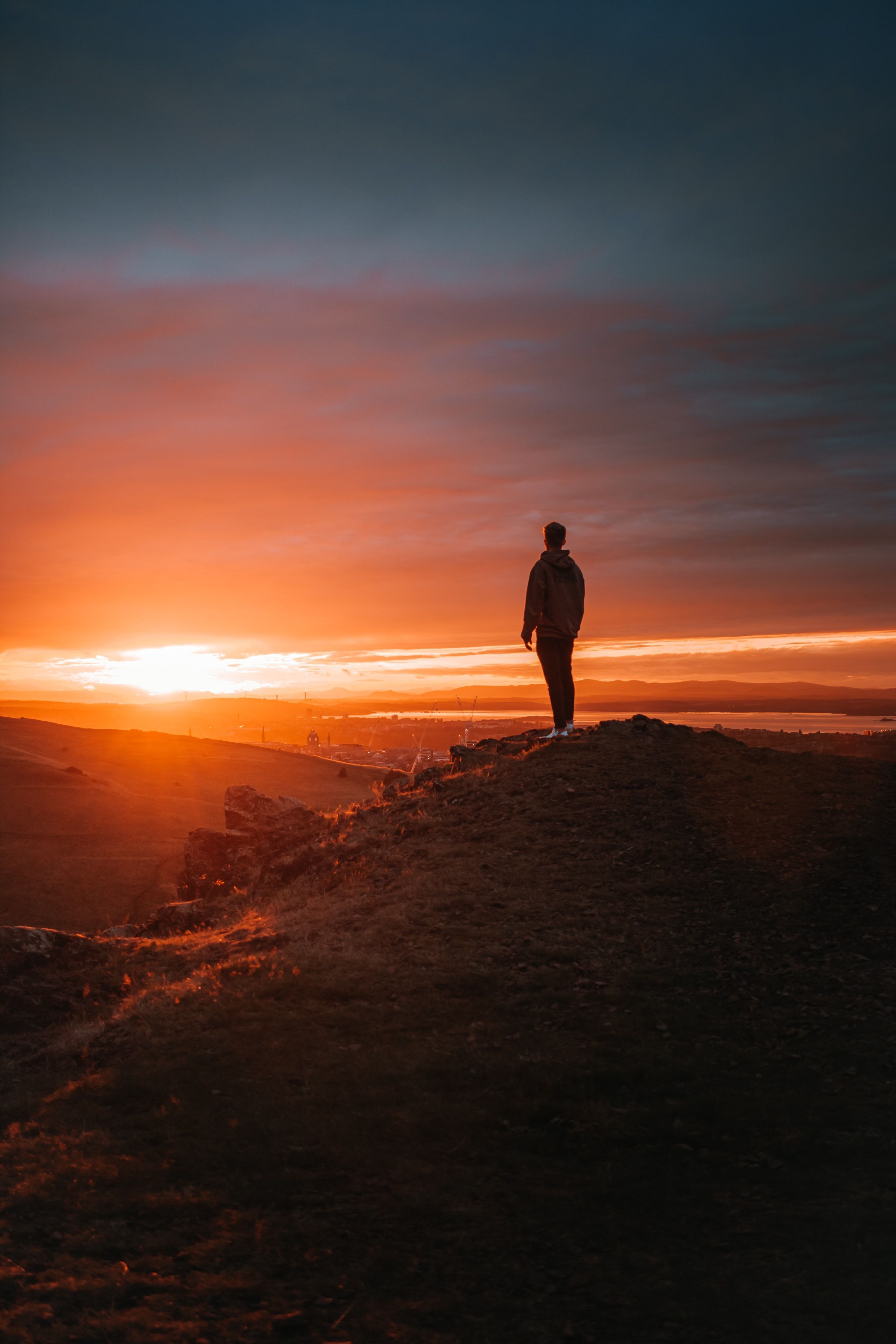 2667x4000 Alone Phone Wallpaper: Free 4K & HD Downloads