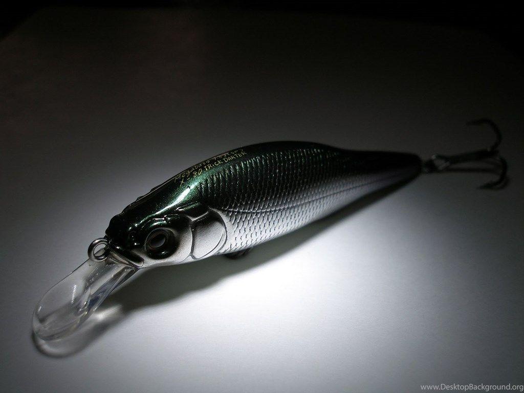 1024x768 Fishing Lure Wallpaper HD