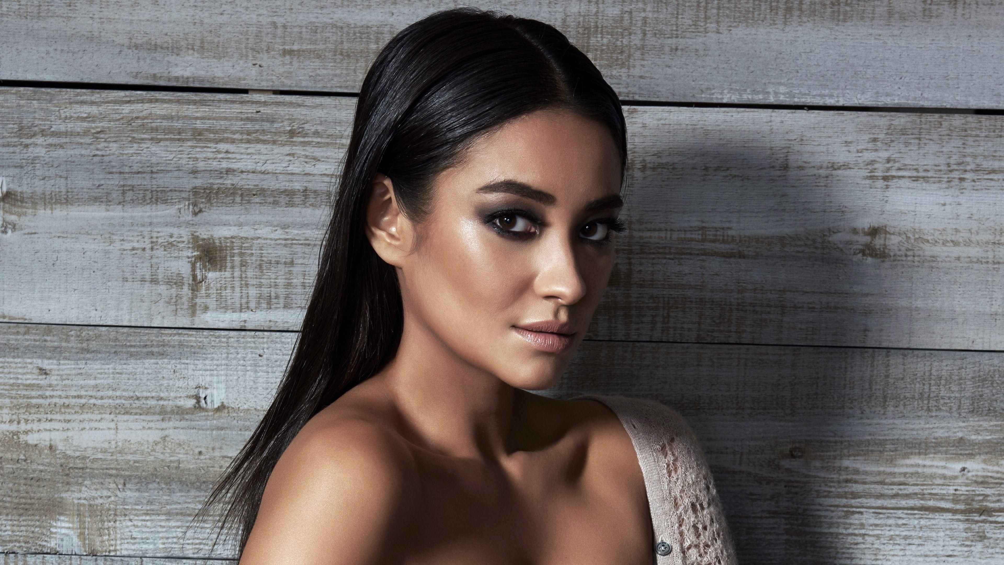3840x2160 Shay Mitchell, HD Celebrities, 4k Wallpaper, Image